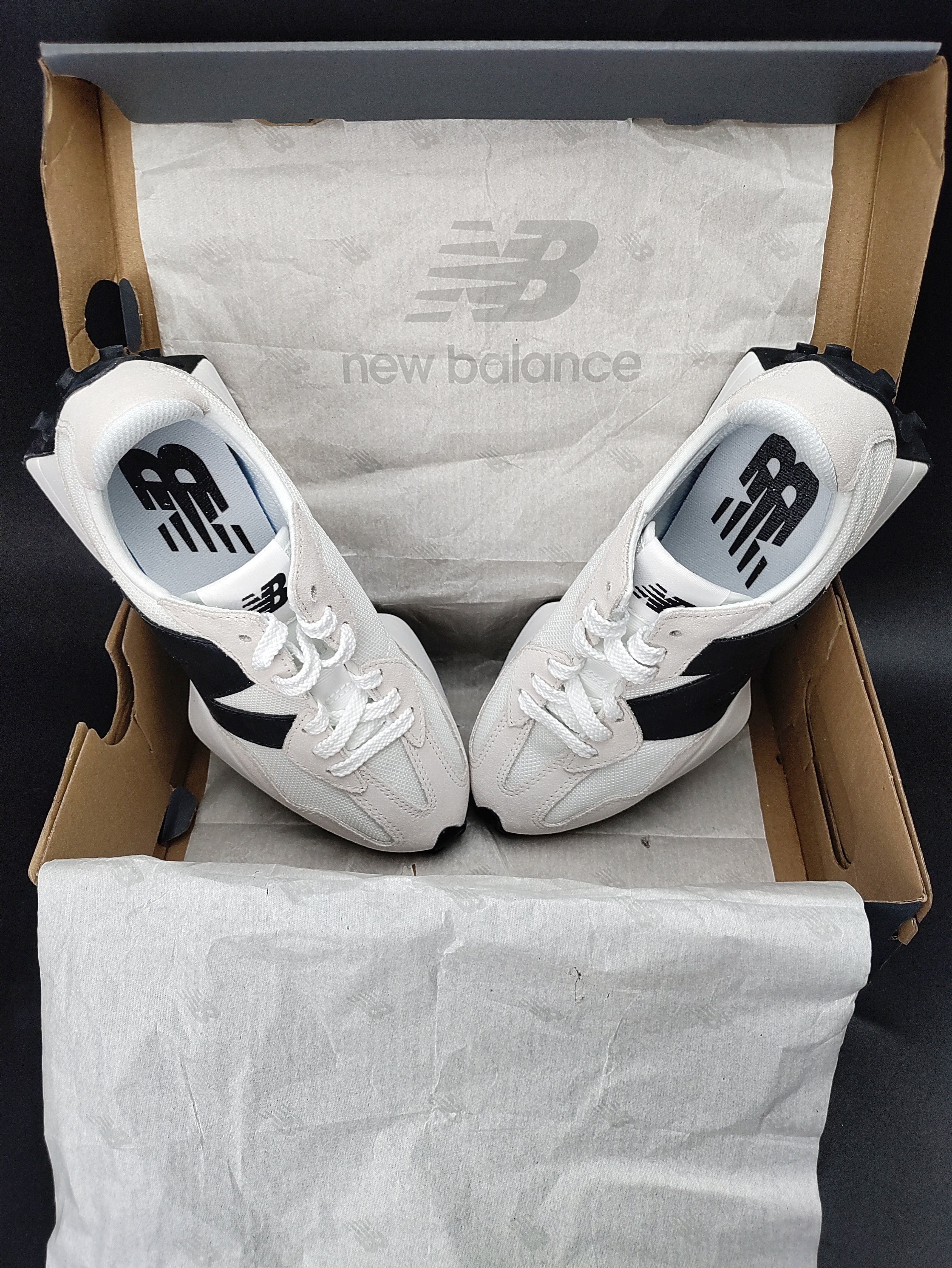 New Balance 327 'White/Black'
