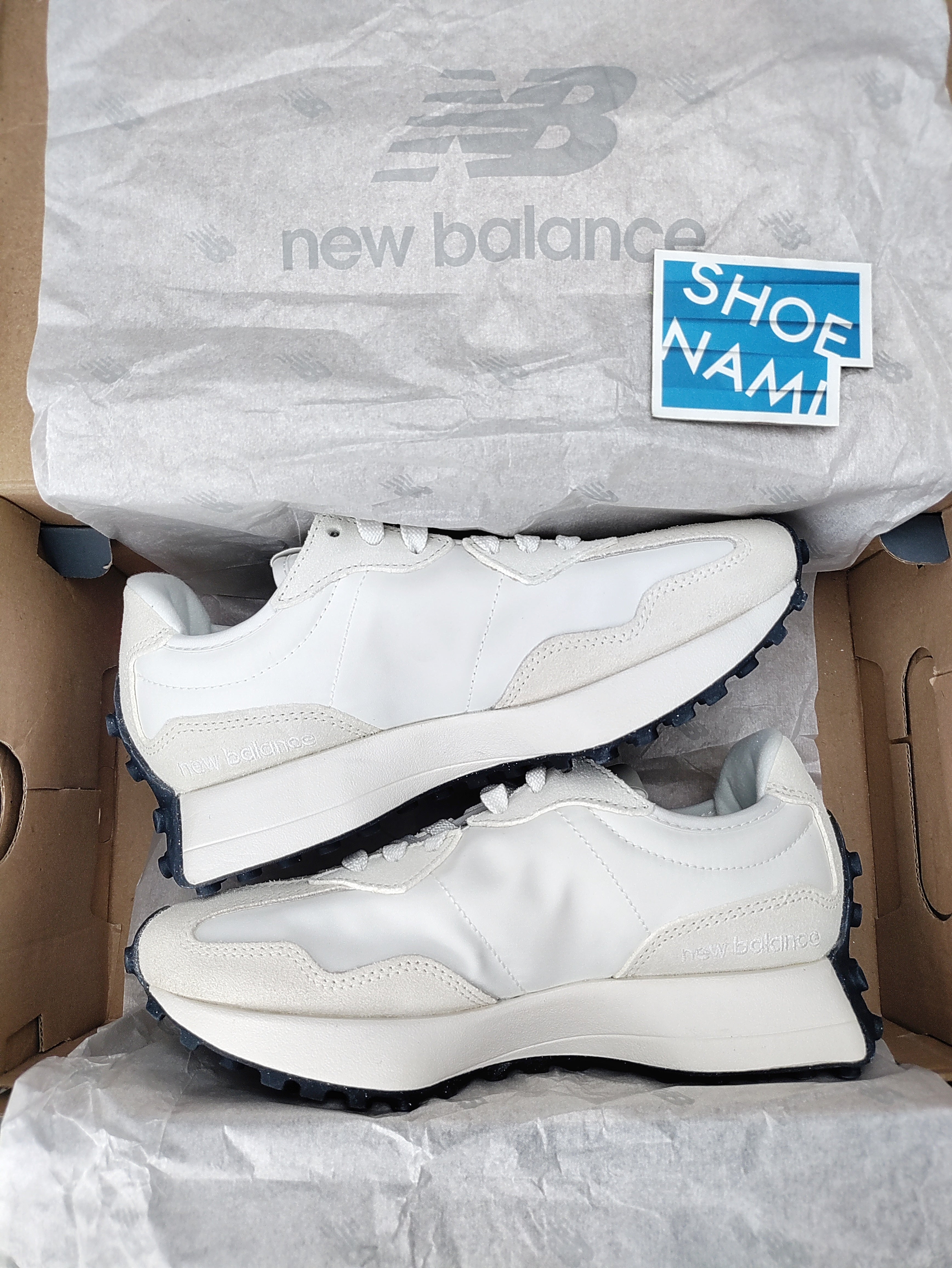 New Balance 327 'Linen Beige'