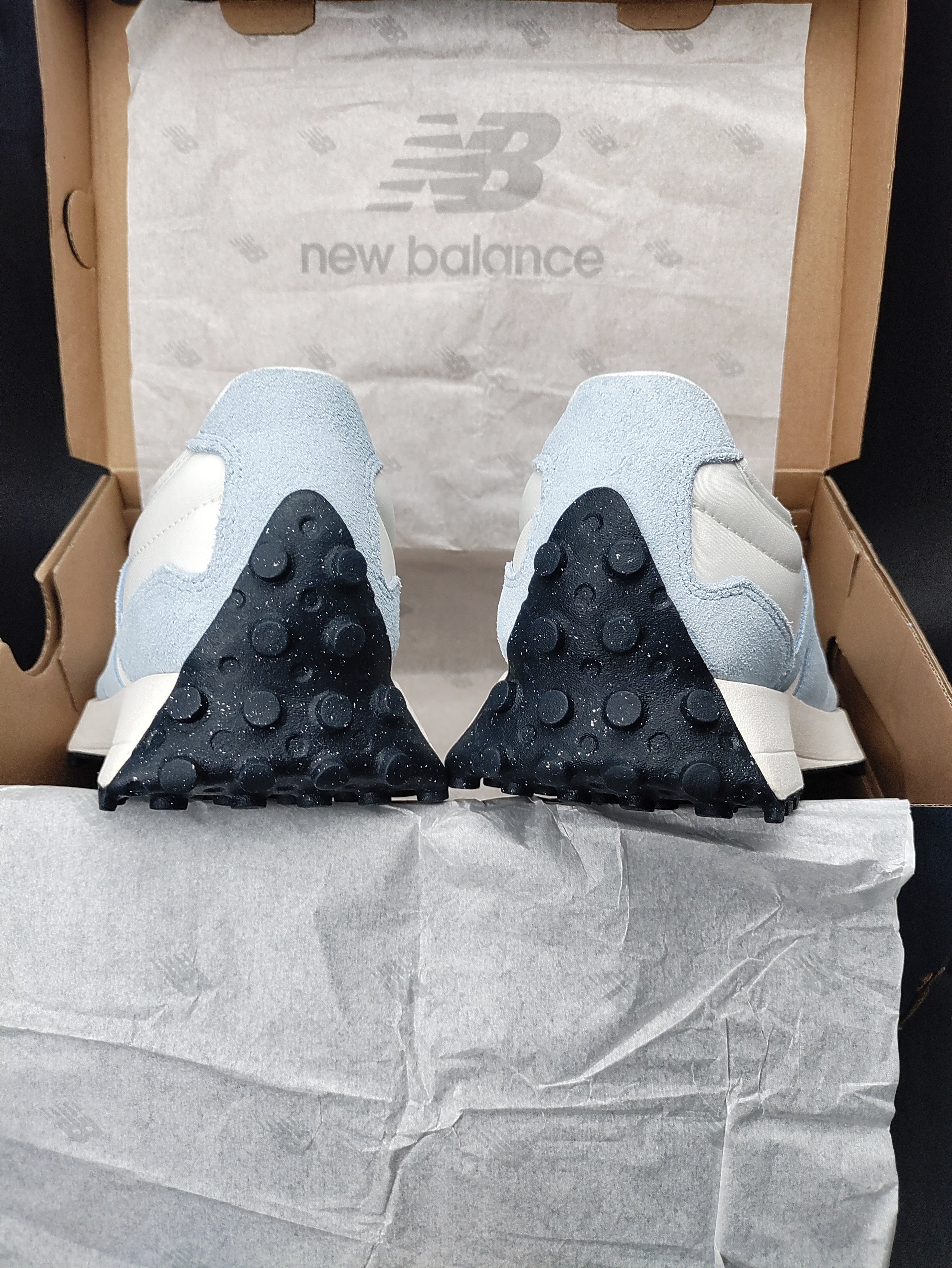 New Balance 327 'Light Chrome Blue'