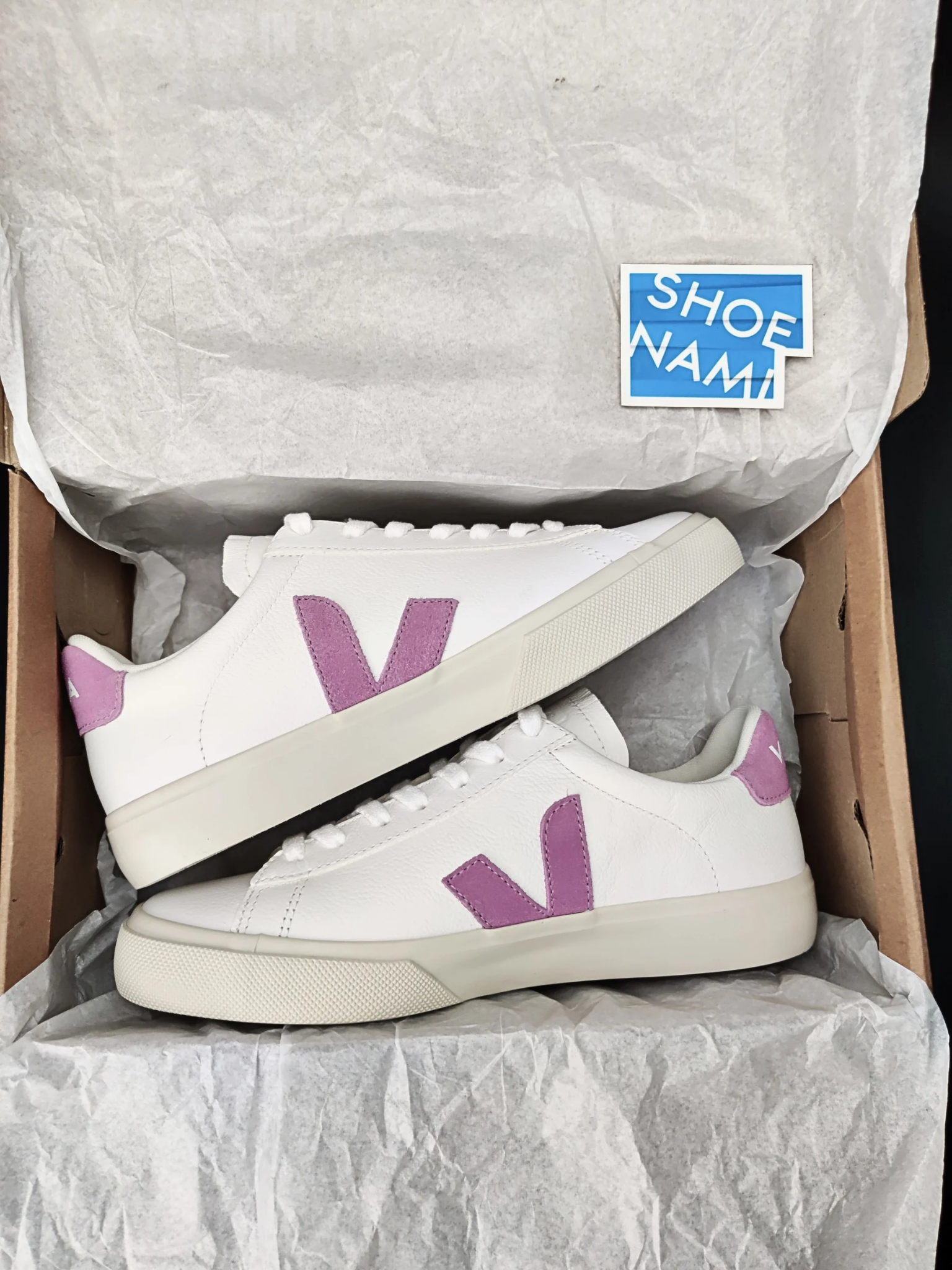 Veja Campo Extra White Mulberry