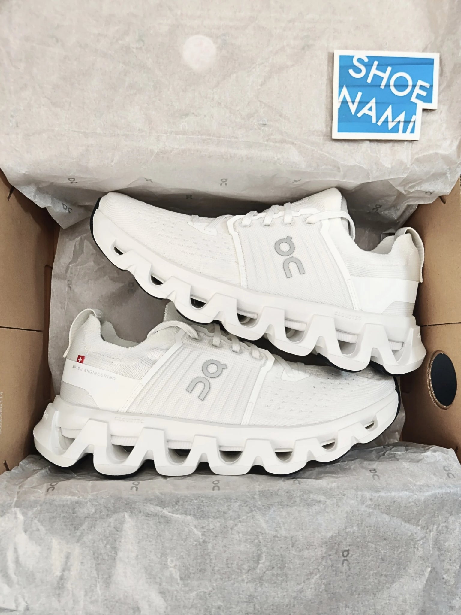 On Cloudswift 4 'All White' (W)