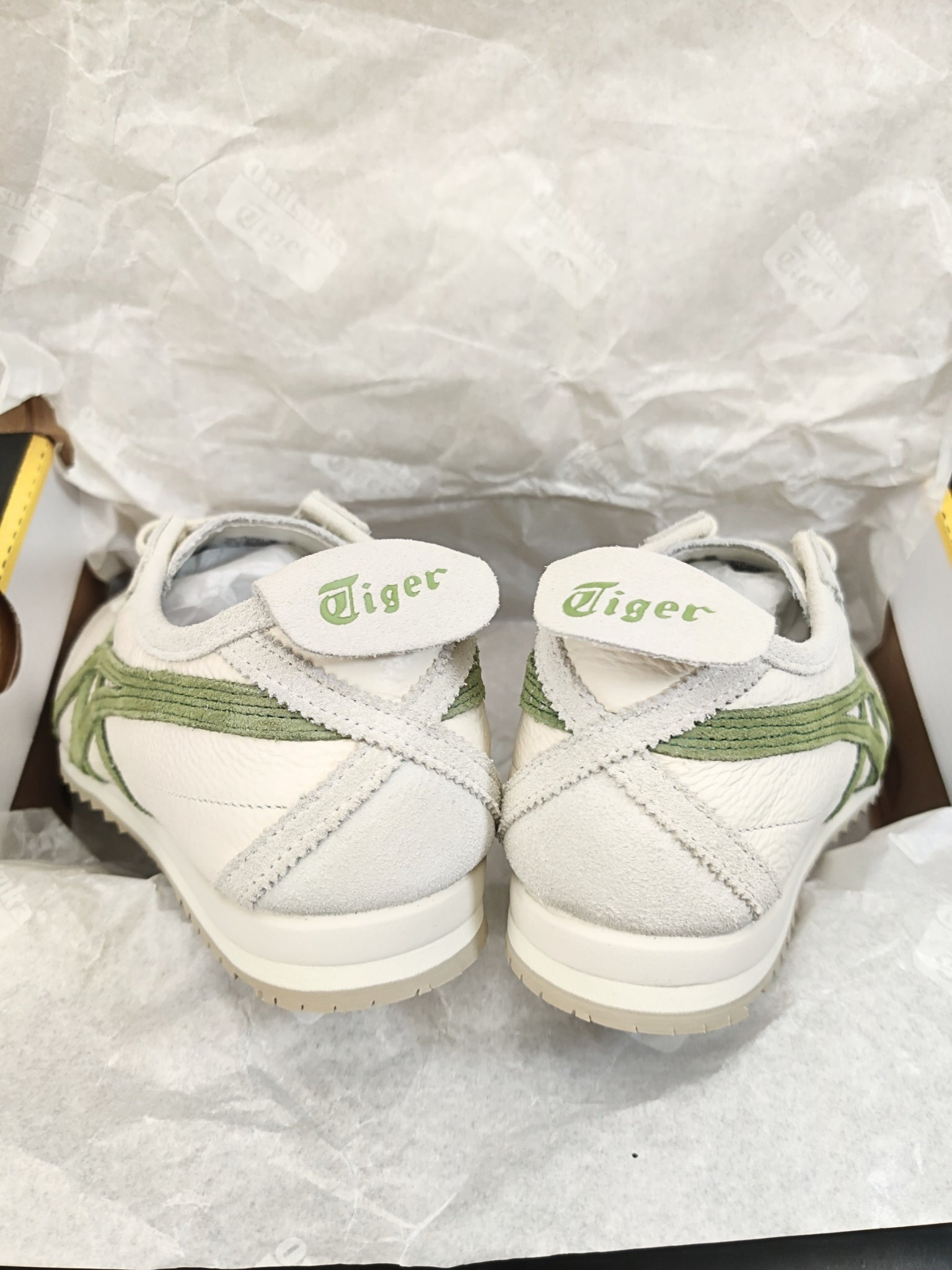 Onitsuka Tiger Mexico 66 SD VIN 'Birch Green'