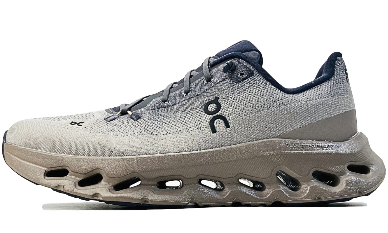 On Cloudtilt 'Eclipse Cinder'