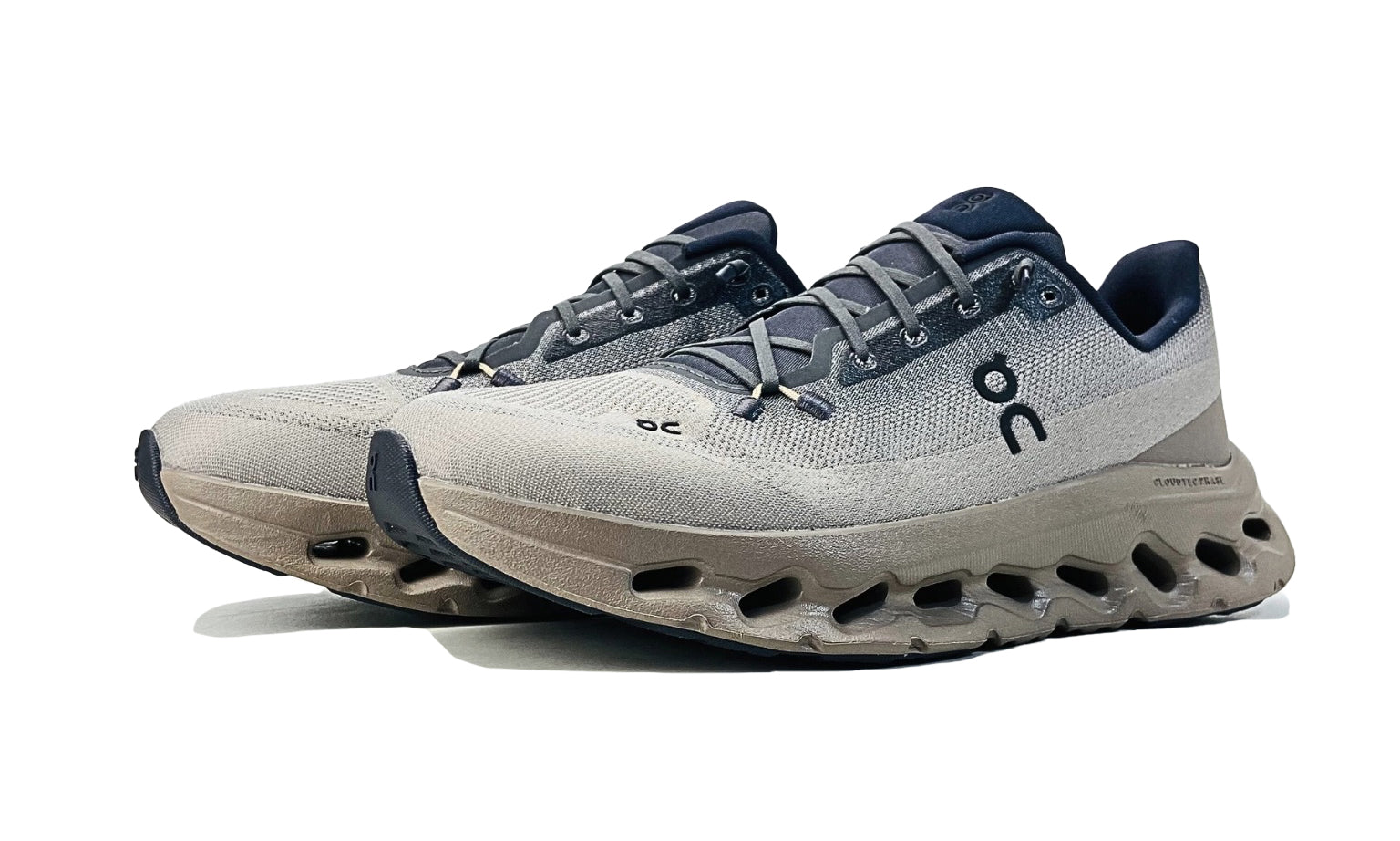 On Cloudtilt 'Eclipse Cinder'