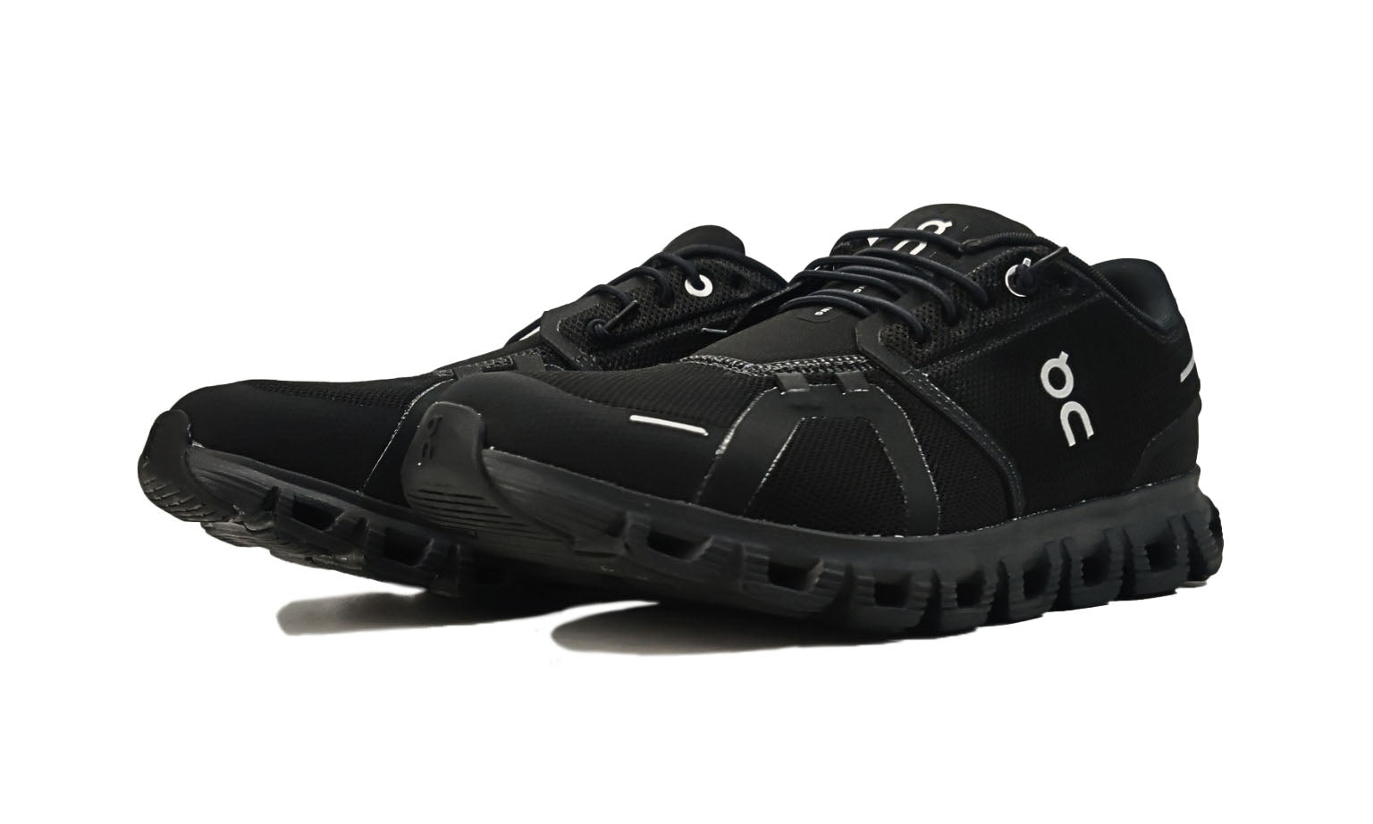 On Cloud 6 'All Black'