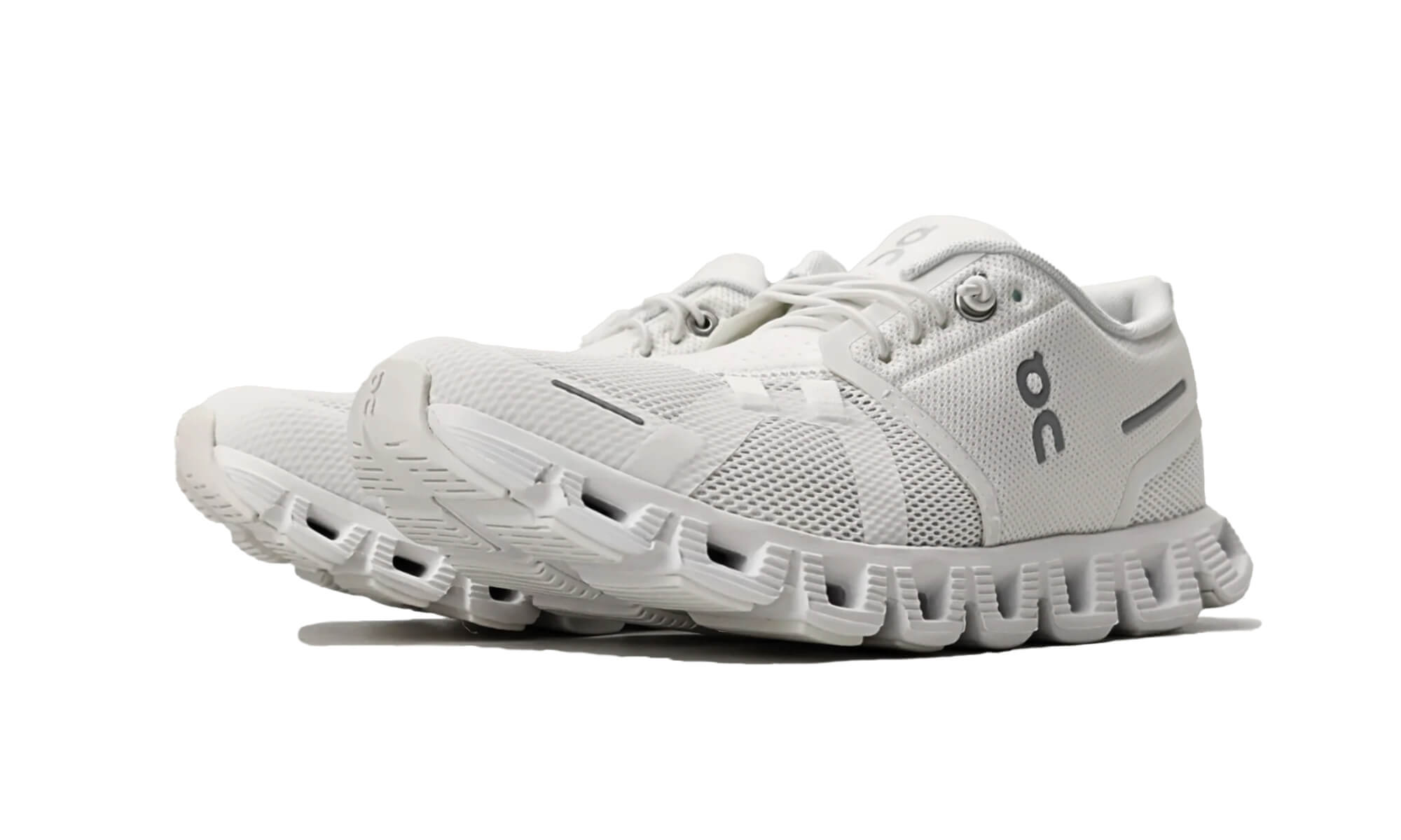 on-cloud-5-undyed-white-womens-59.98373-9