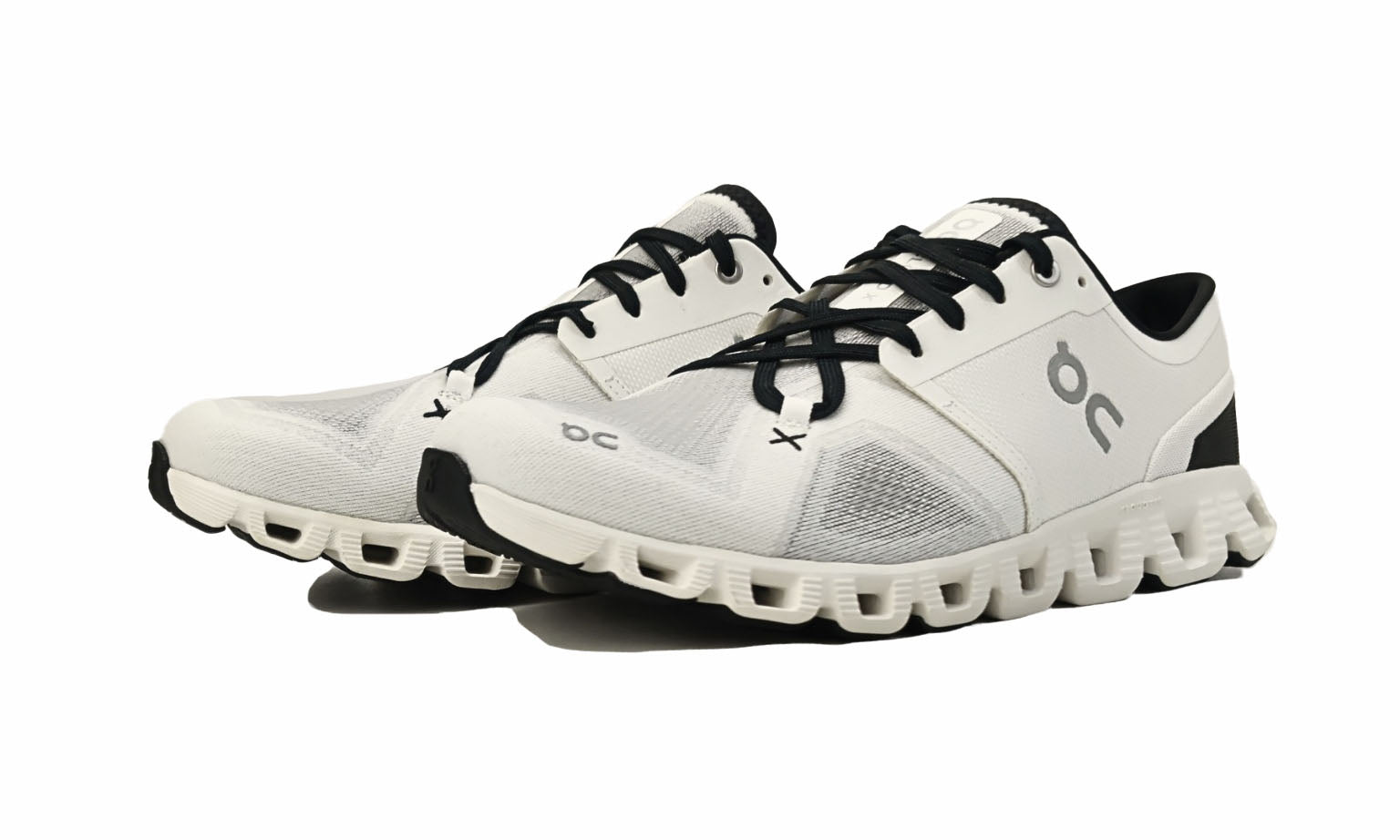 On Cloud X 3 'Ivory Black'