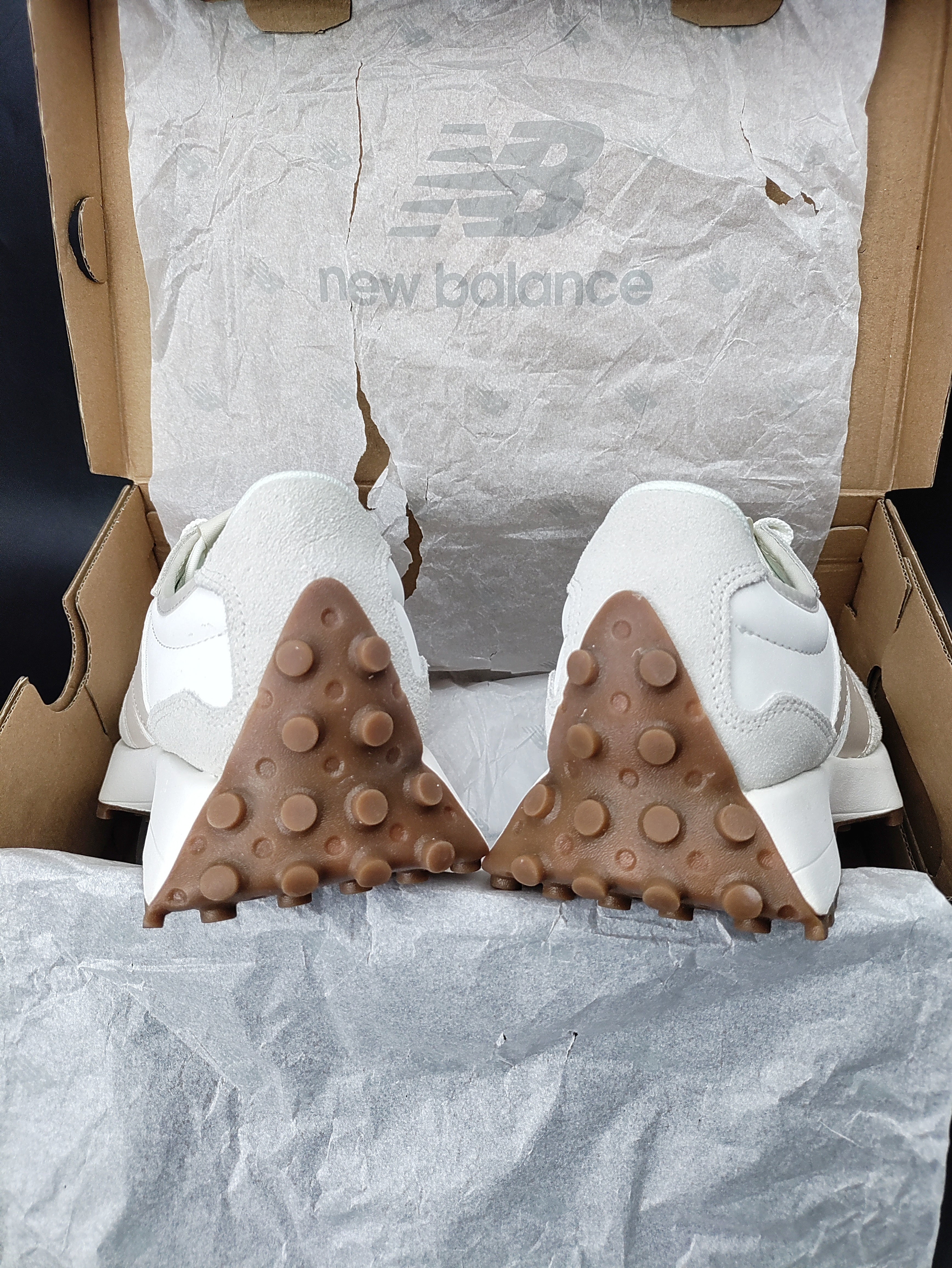 New Balance 327 'Moonbeam Timberwolf'