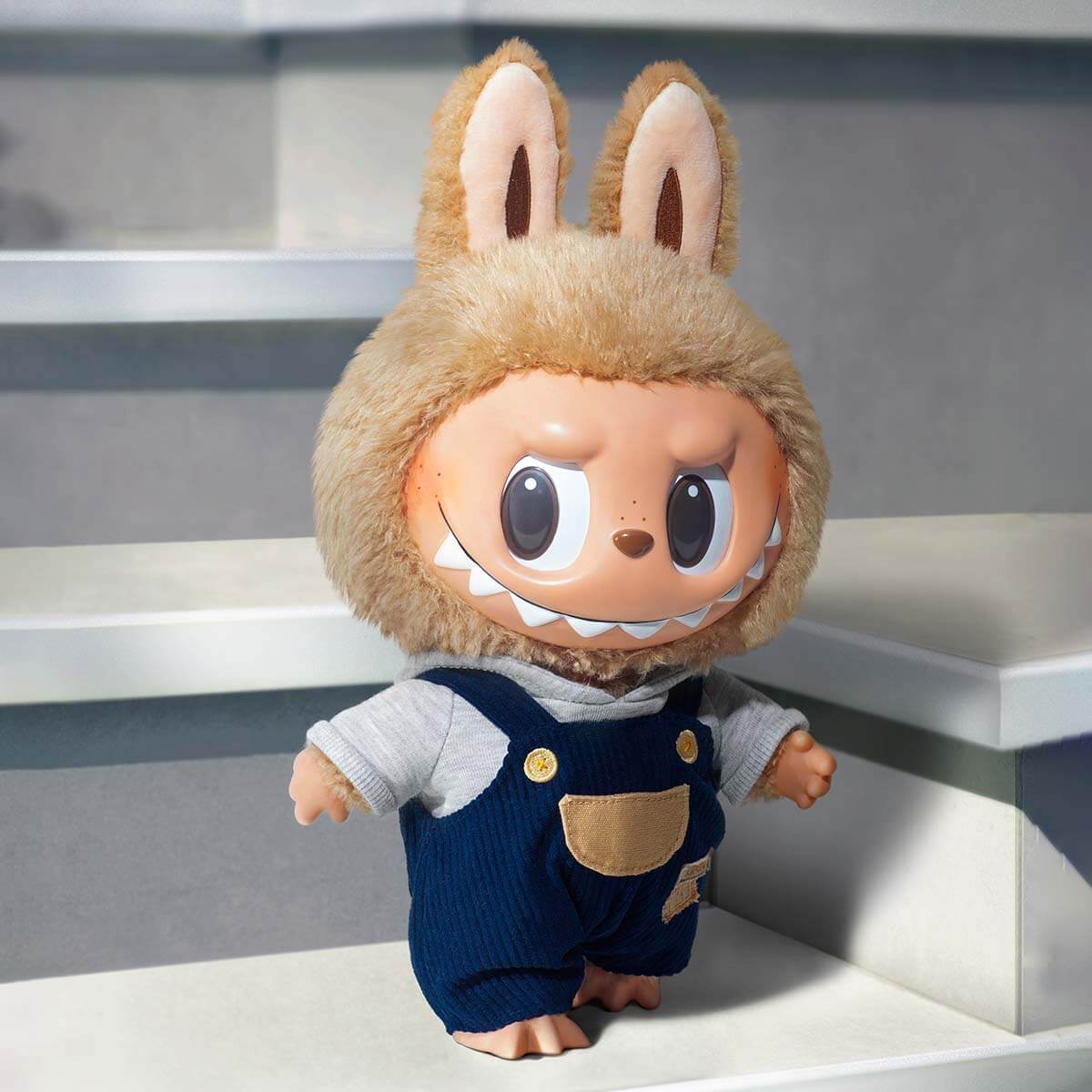 POP MART LABUBU 'TIME TO CHILL DOLL'