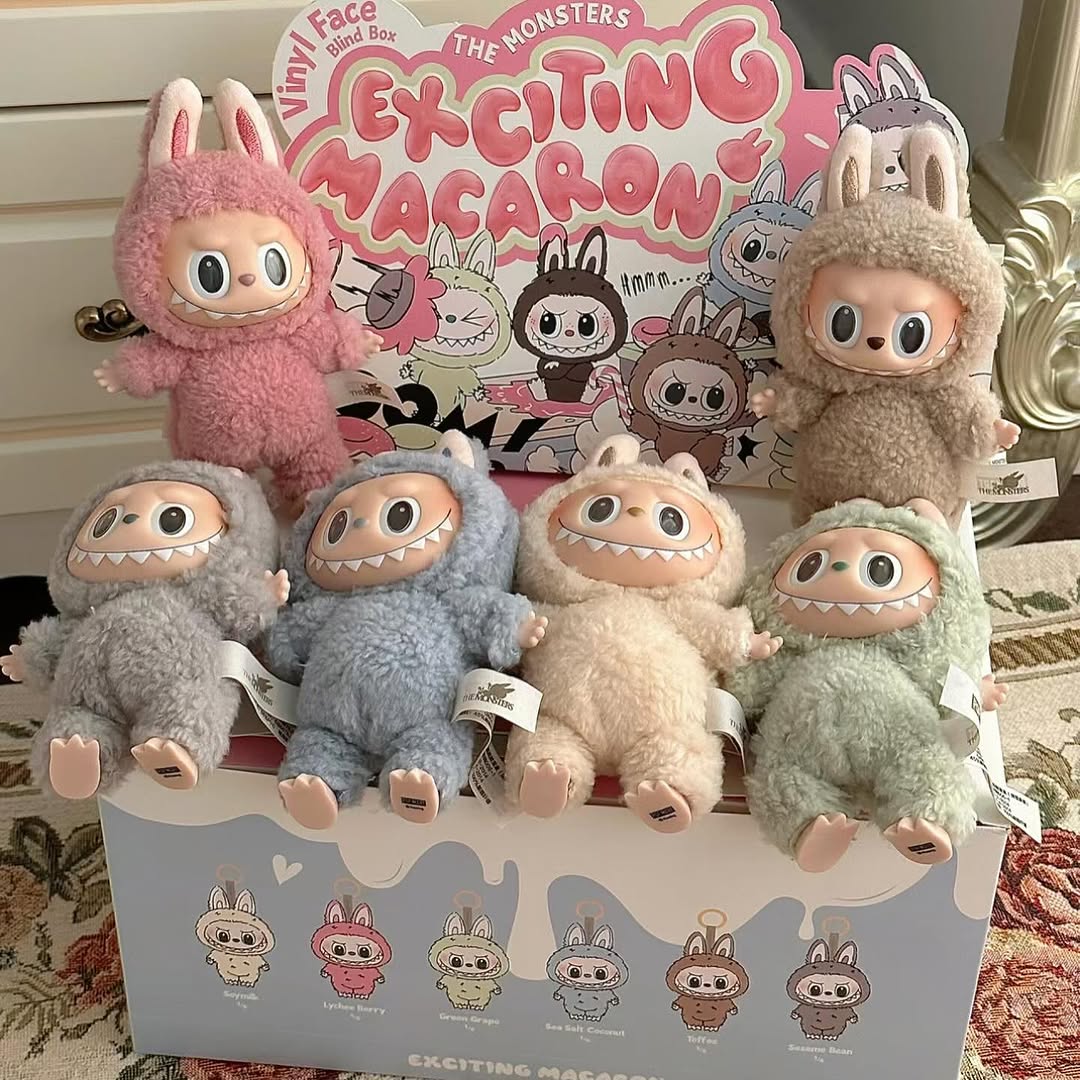 POP MART LABUBU 'TASTY MACARONS' (BLIND BOX)