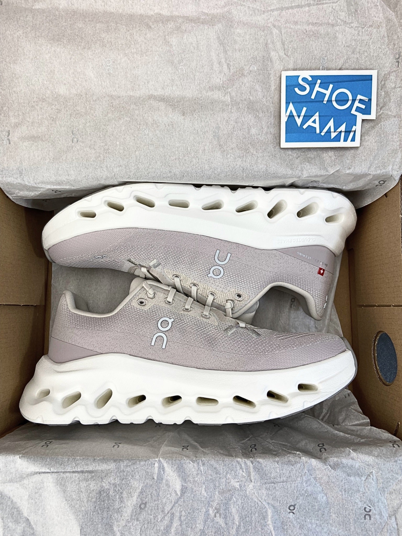 on-cioudtilt-pearl-fade-womens-3WE10054161-4