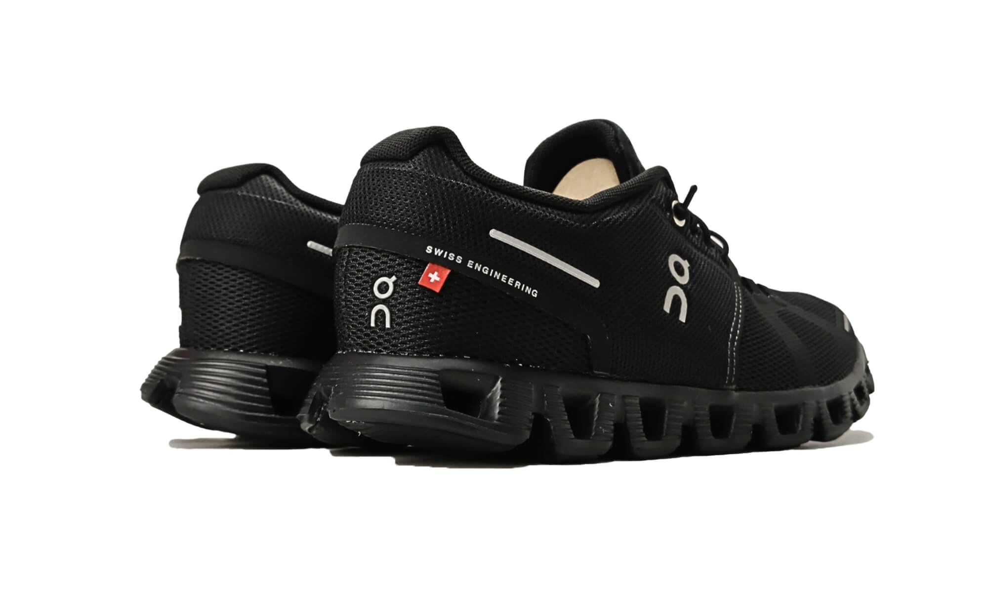 on-cloud-5-all-black-womens-59.98905-10