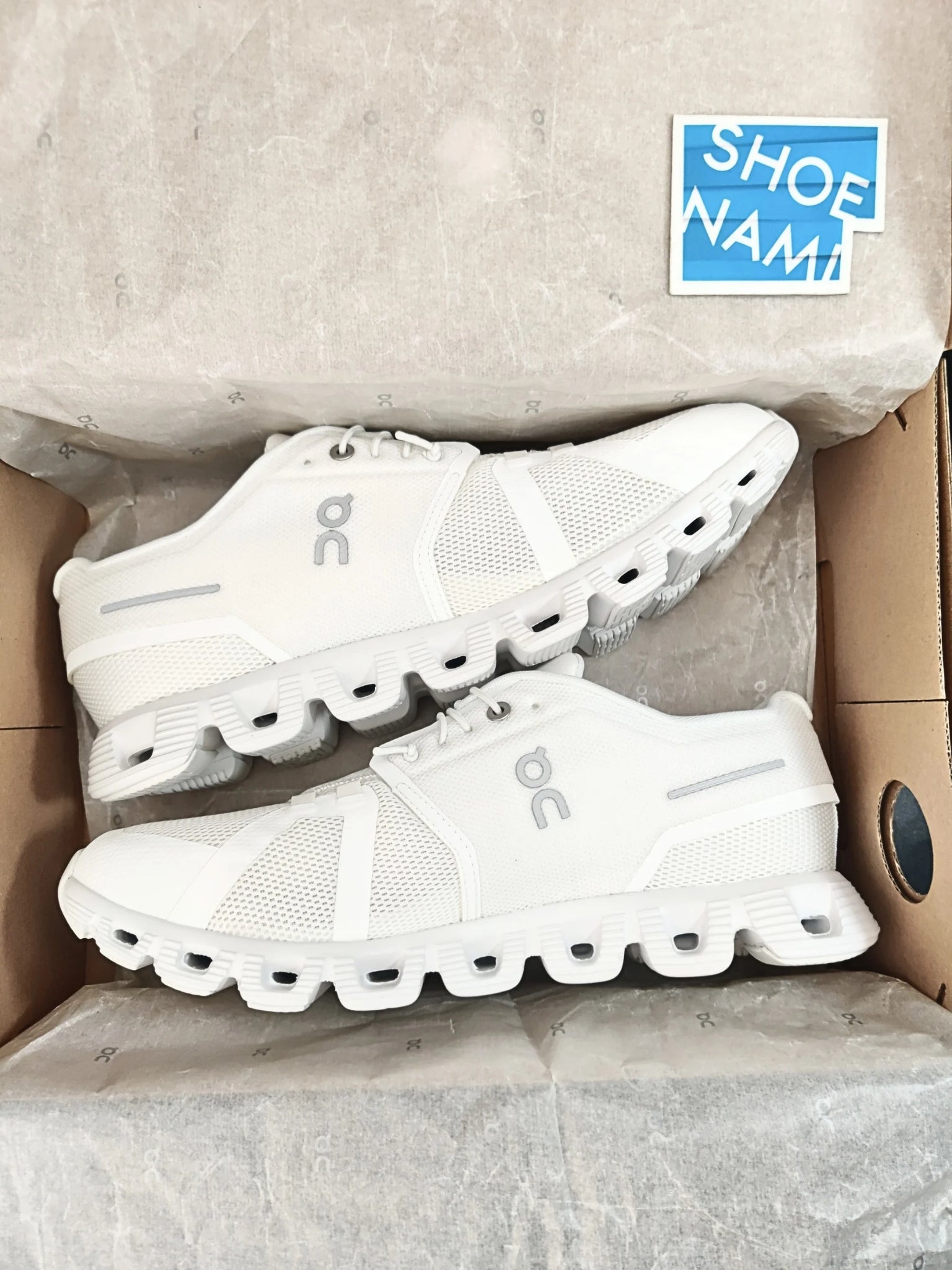 on-cloud-5-all-white-mens-59.98918-4