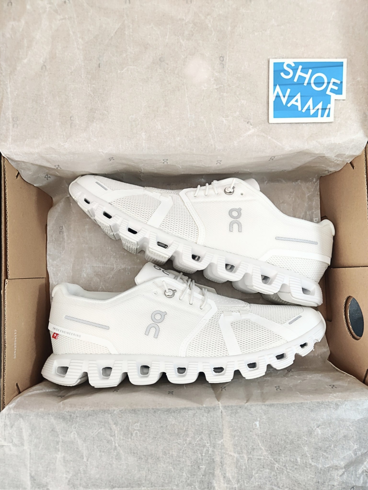 on-cloud-5-all-white-mens-59.98918-5