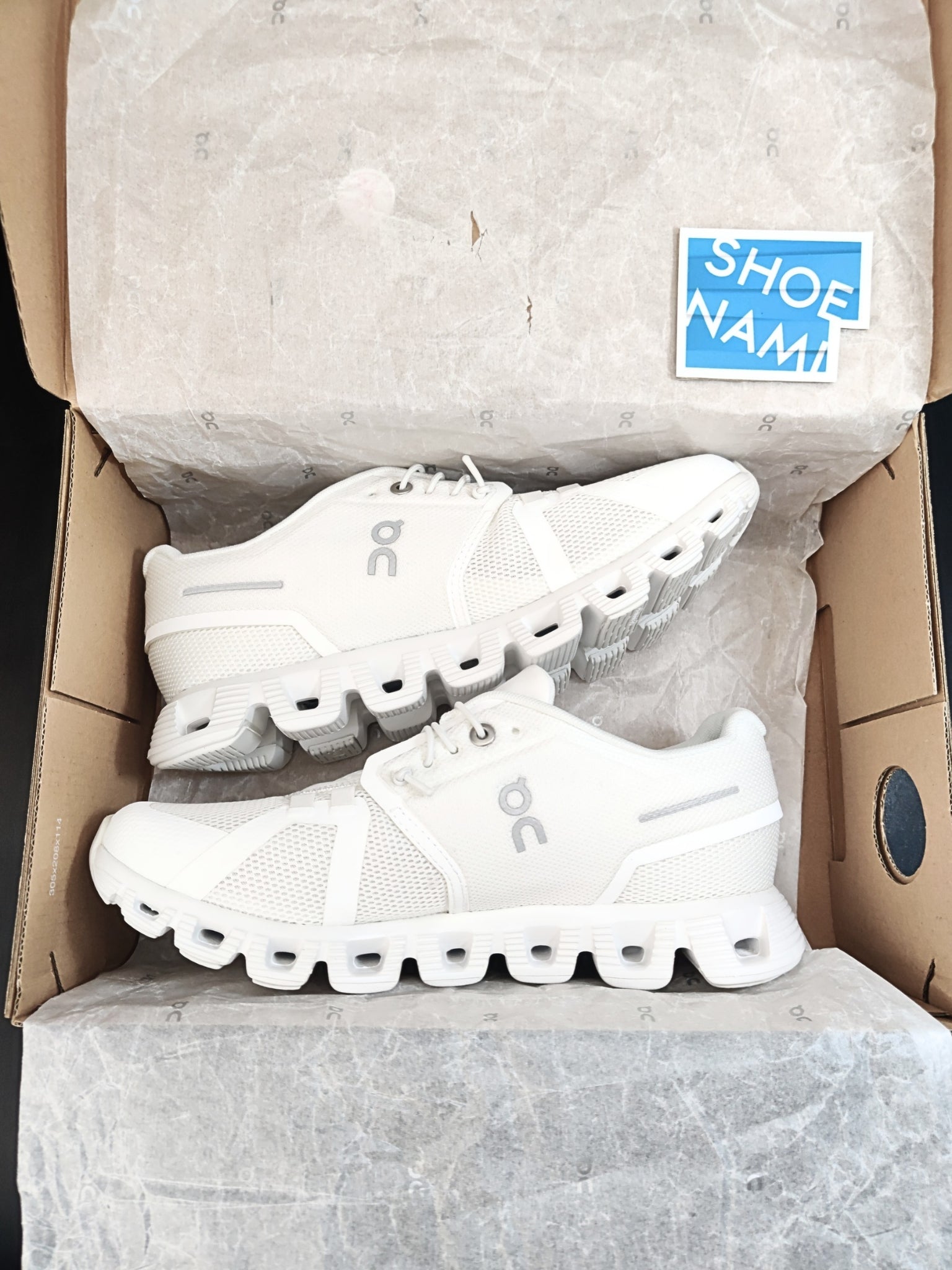on-cloud-5-all-white-womens-59.98902-6