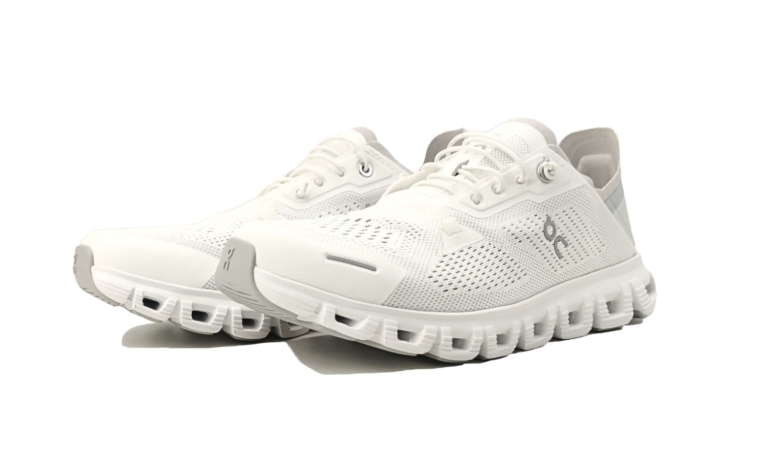 on-cloud-6-coast-white-glacier-womens-3WF10020813-7