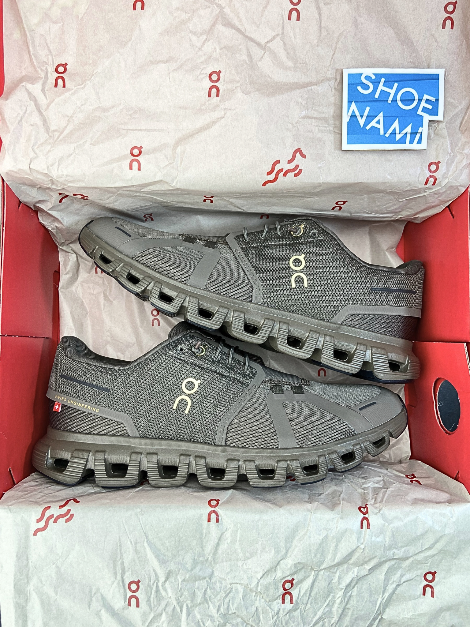 on-cloud-6-grizzly-year-of-the-horse-mens-3MG11255038-4