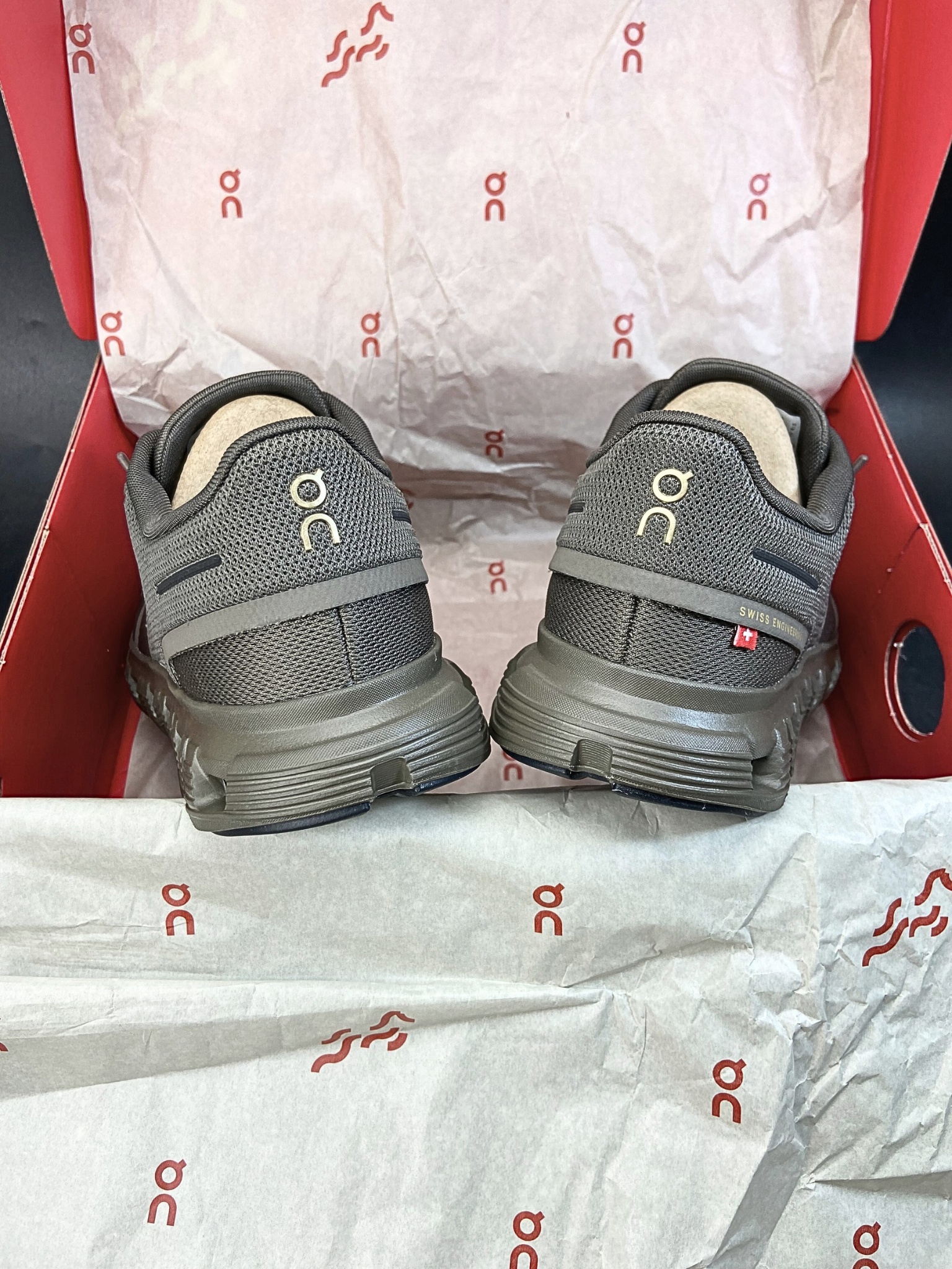 on-cloud-6-grizzly-year-of-the-horse-womens-3WG11065038-6