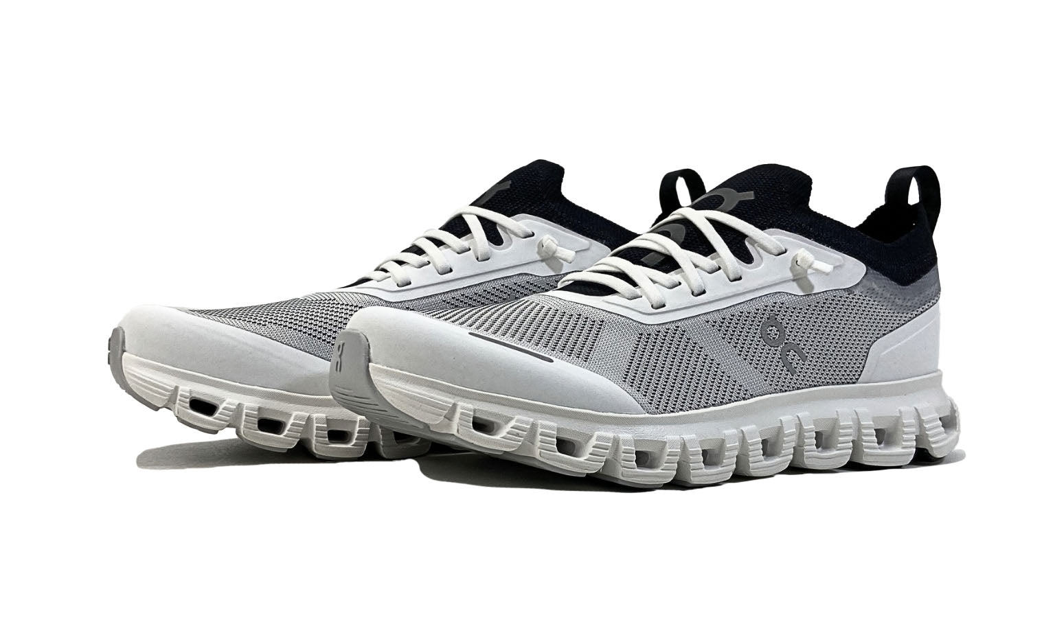 On Cloud 6 Versa 'White Black' (W)