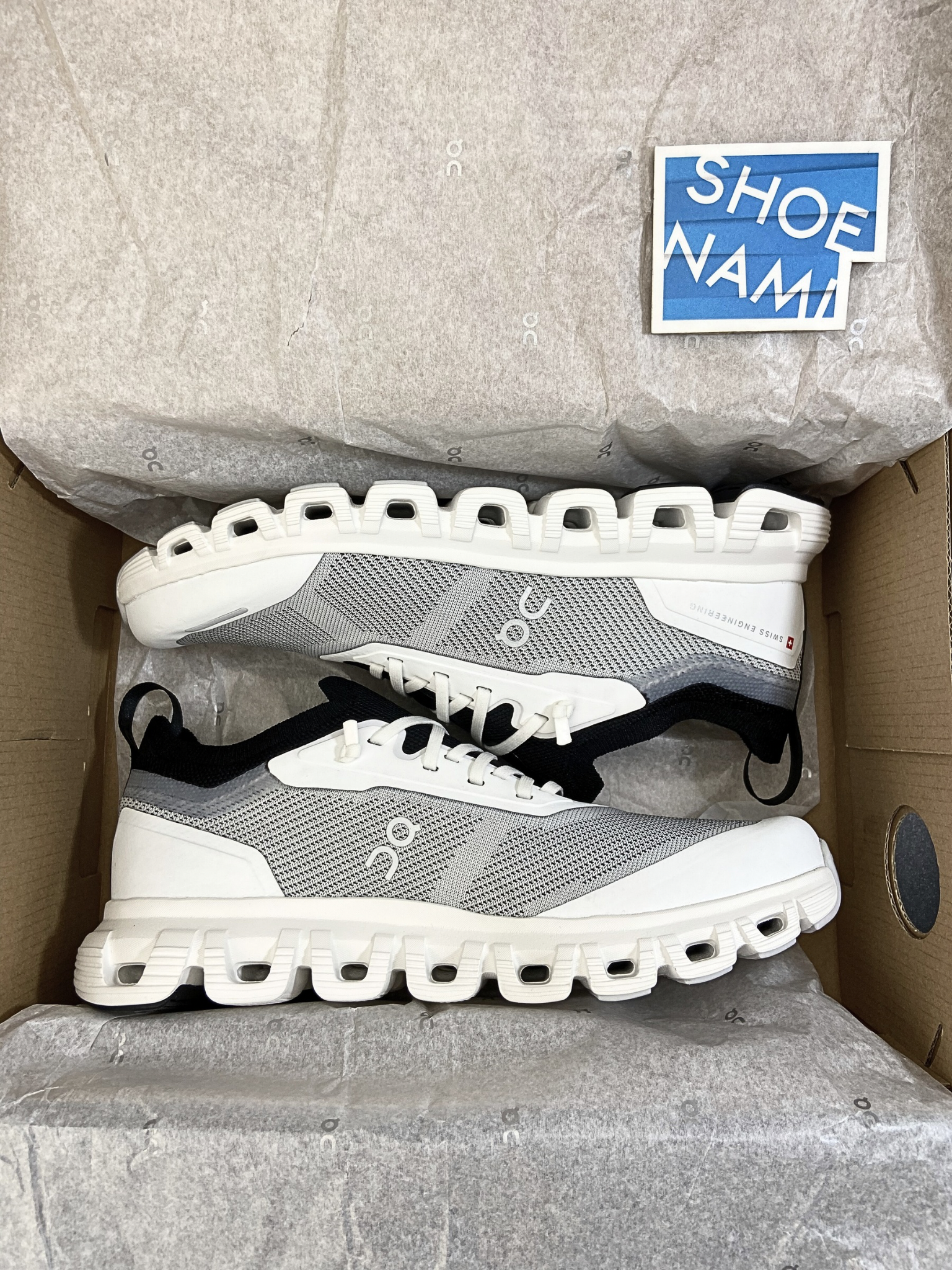 On Cloud 6 Versa 'White Black' (W)