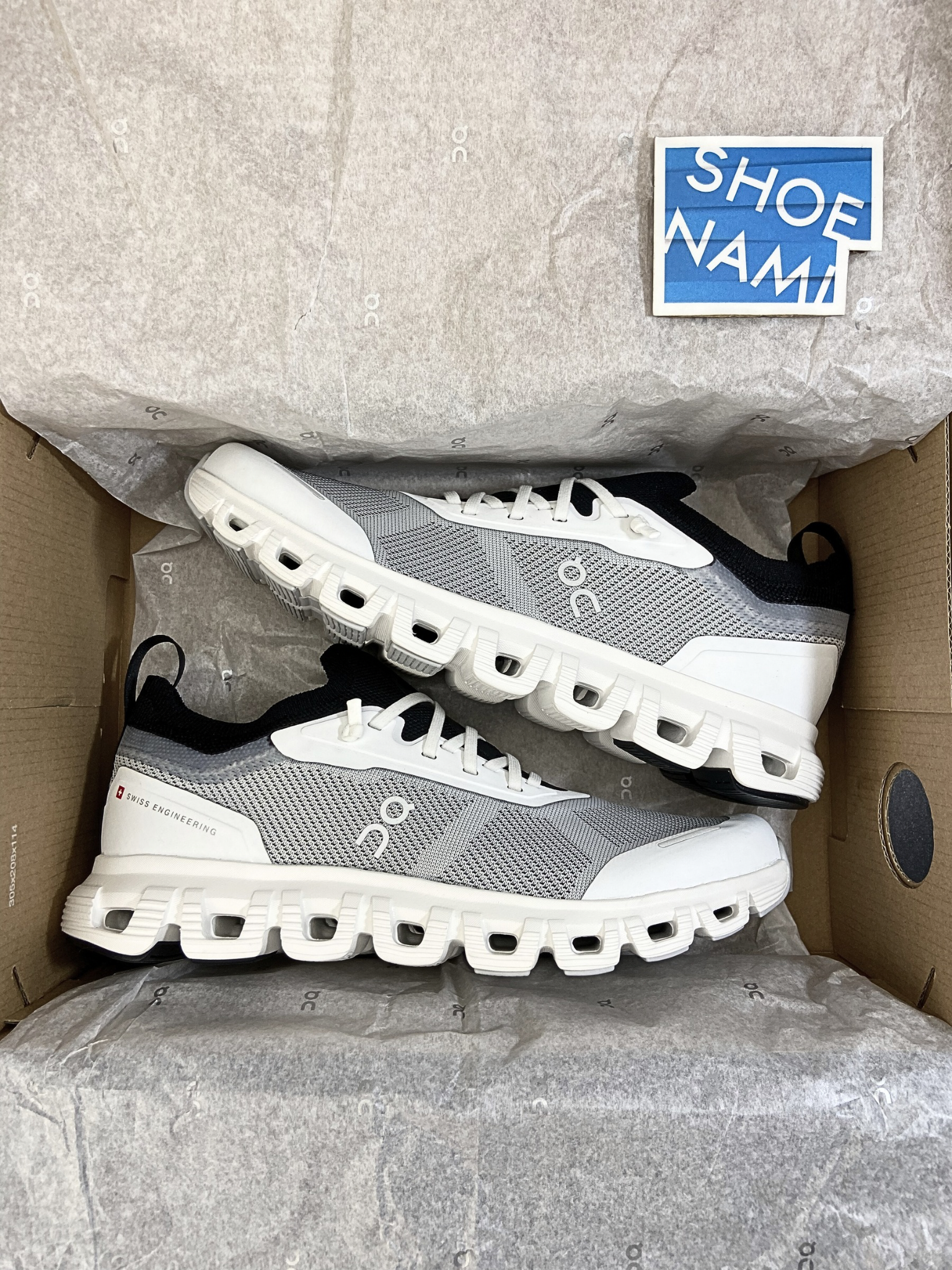 On Cloud 6 Versa 'White Black' (W)