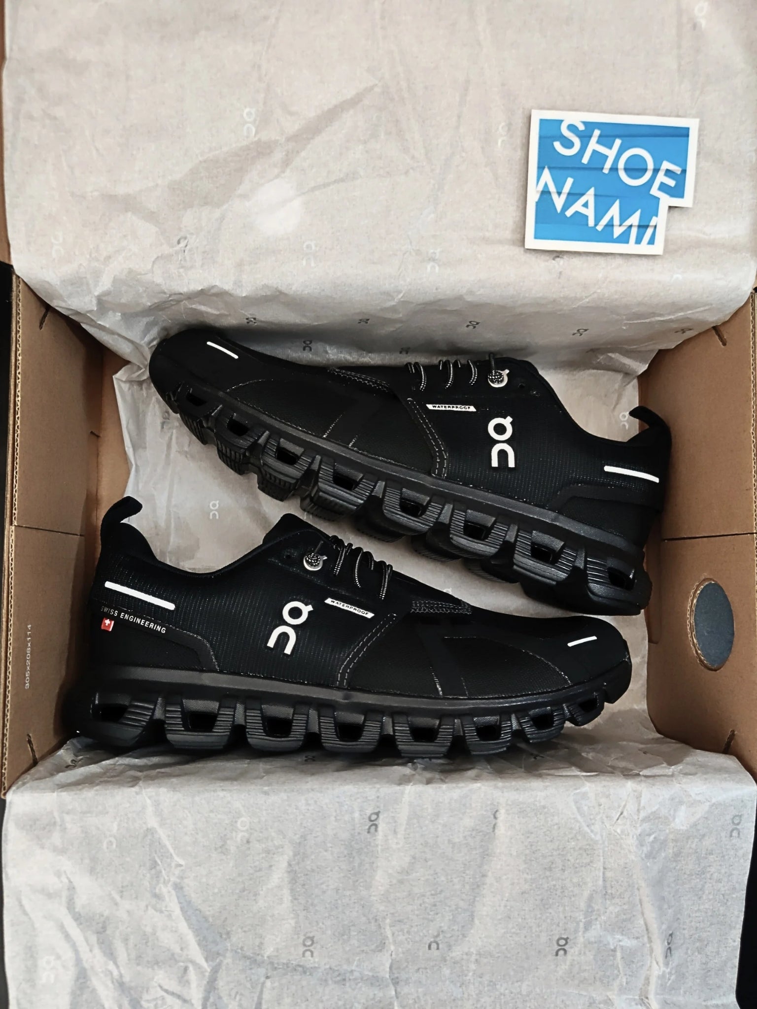 on-cloud-6-waterproof-all-black-womens-3WF10051043-4