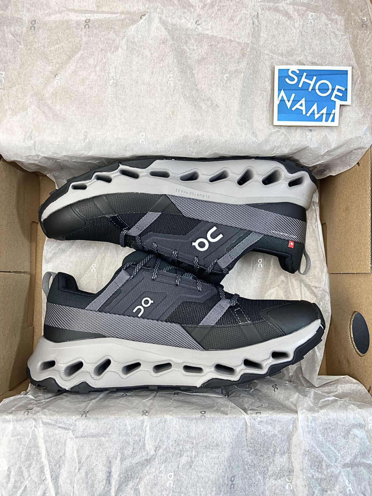 on-cloudhorizon-black-alloy-mens-3ME10030702-02