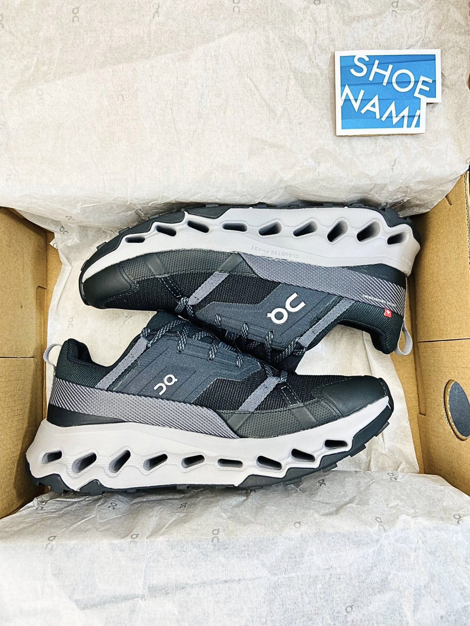 on-cloudhorizon-black-alloy-womens-3WE10010702-2