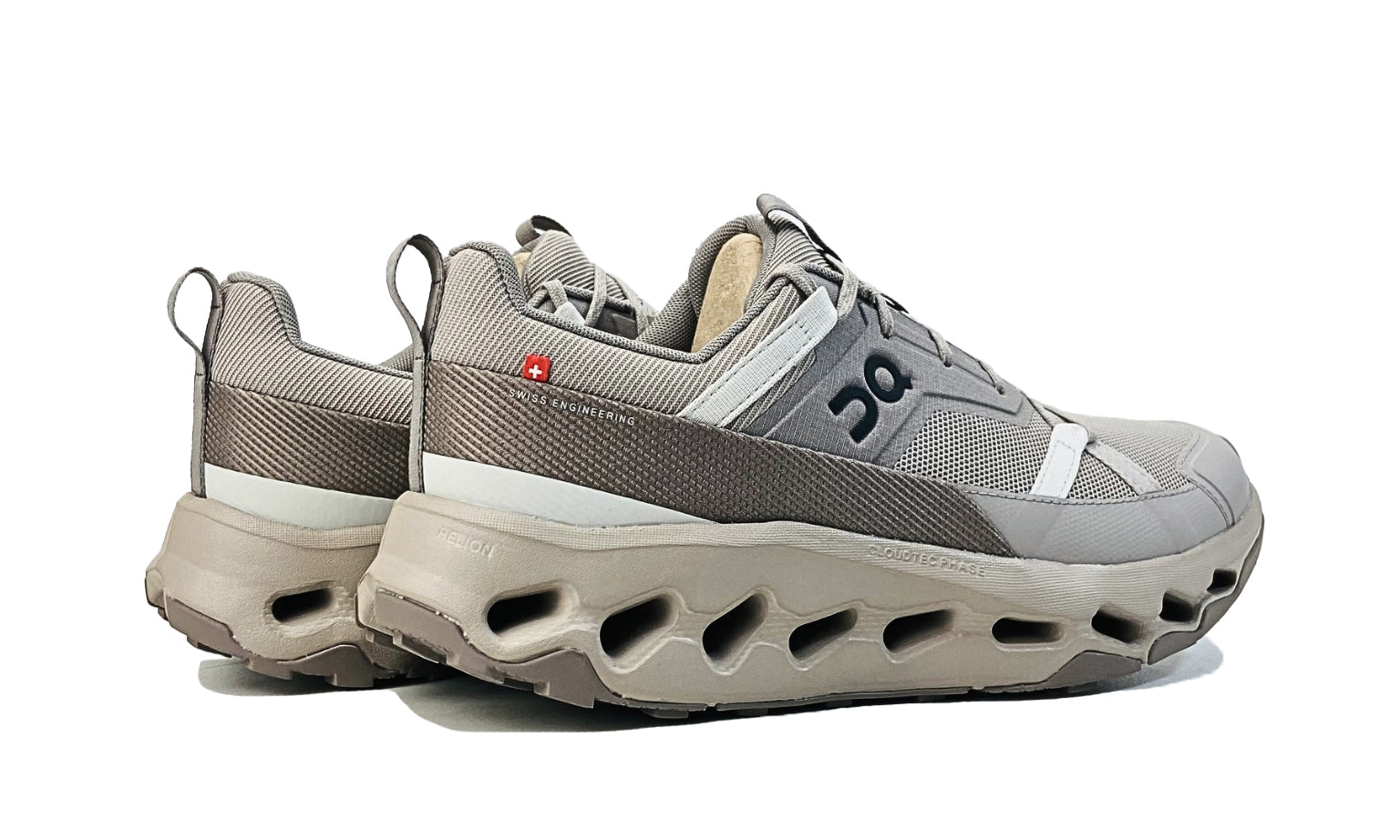 on-cloudhorizon-fog-desert-mens-3ME10033311-06