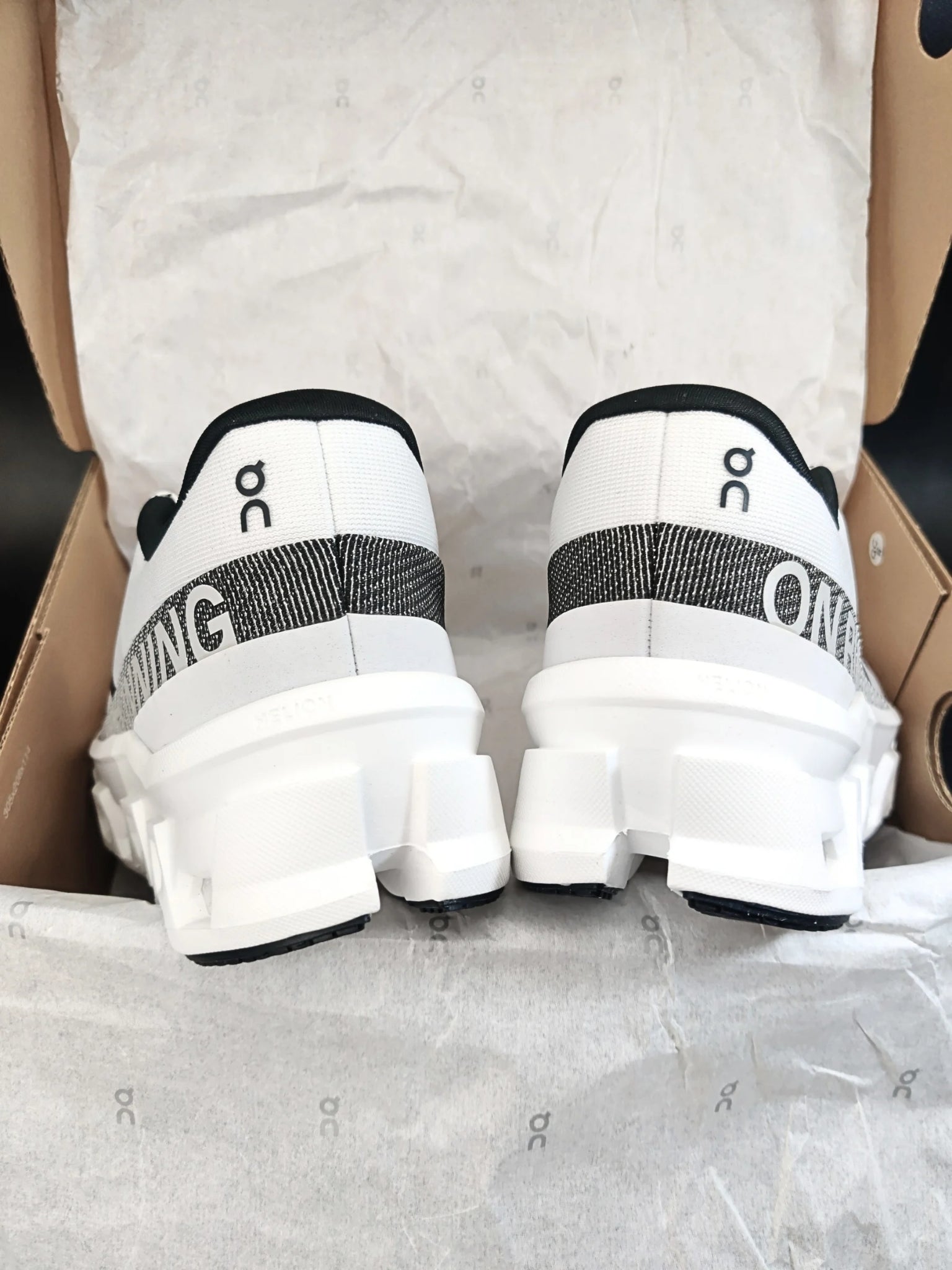 on-cloudmonster-2-white-frost-womens-3WE10110664-5