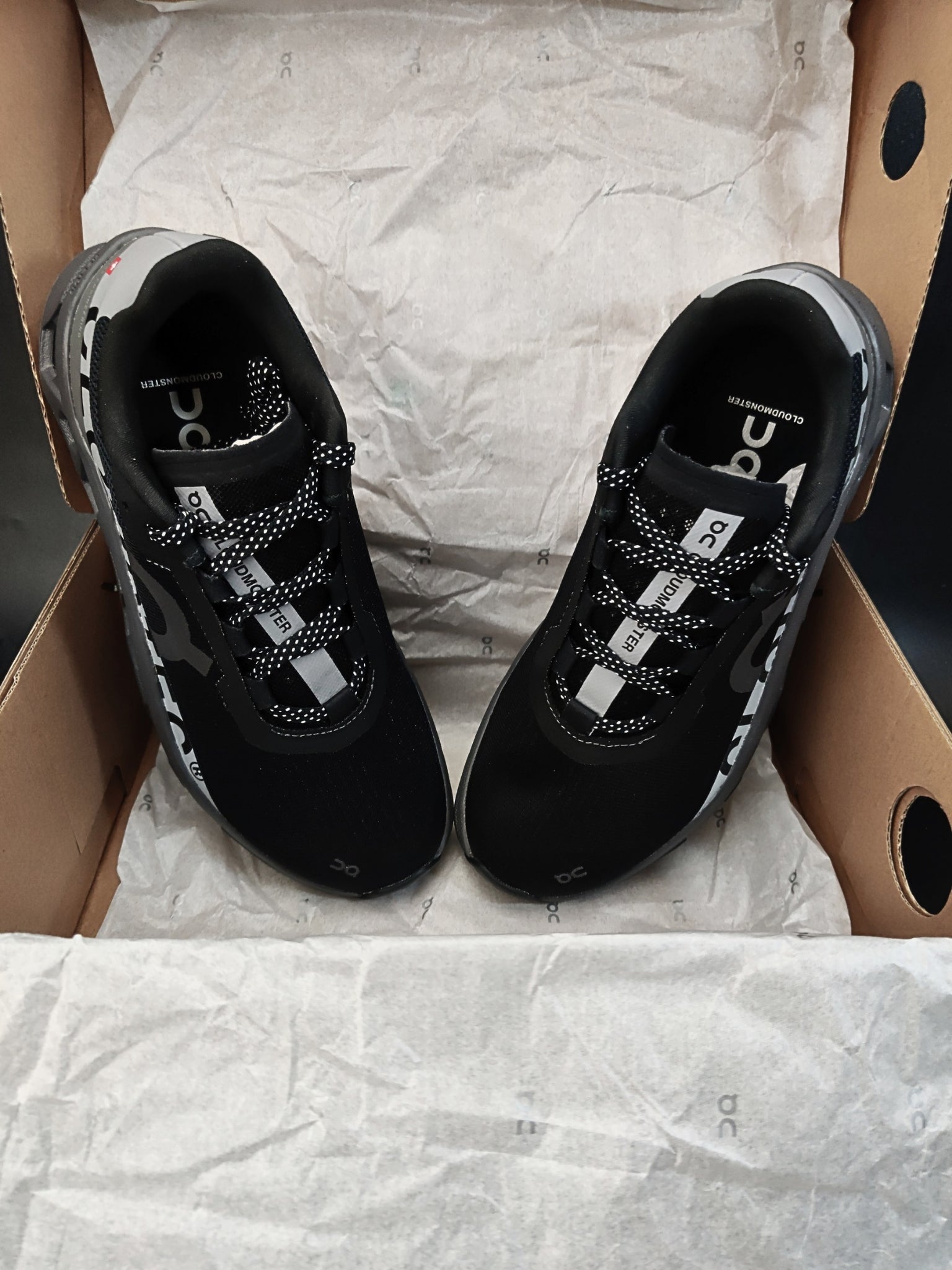 on-cloudmonster-lumos-black-womens-62.98393-5