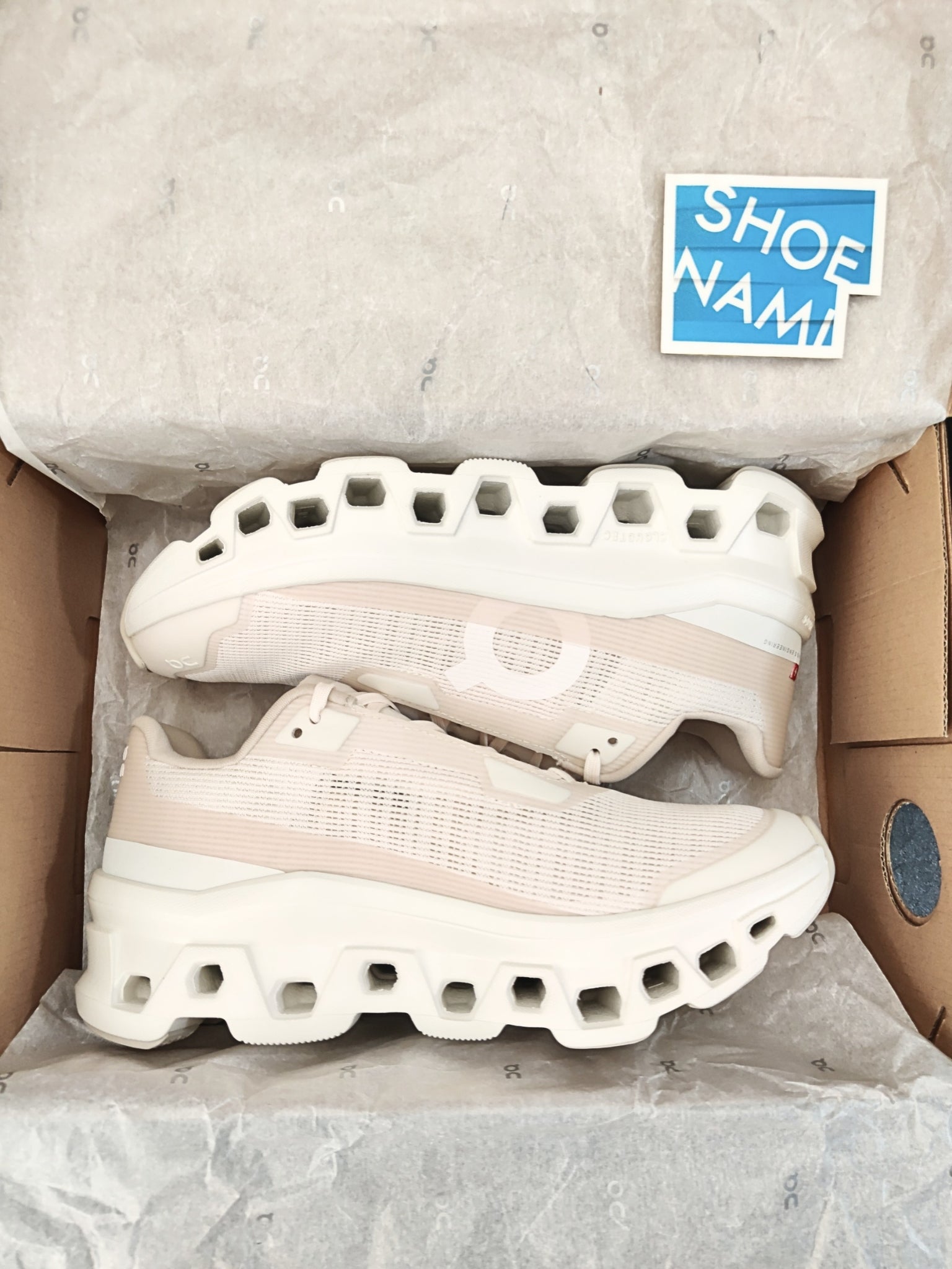 on-cloudmonster-void-dew-ivory-womens-3WF10493043-2
