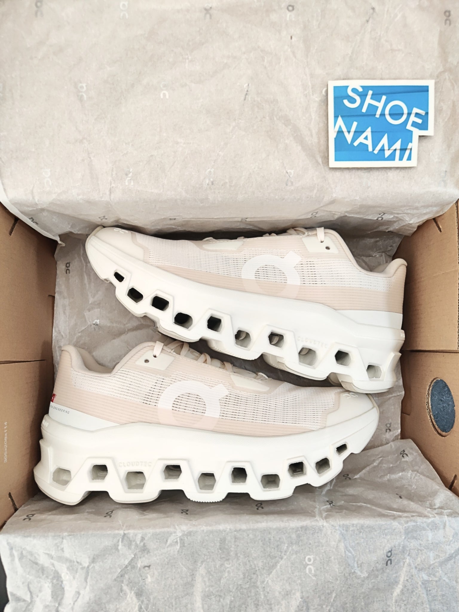 on-cloudmonster-void-dew-ivory-womens-3WF10493043-4
