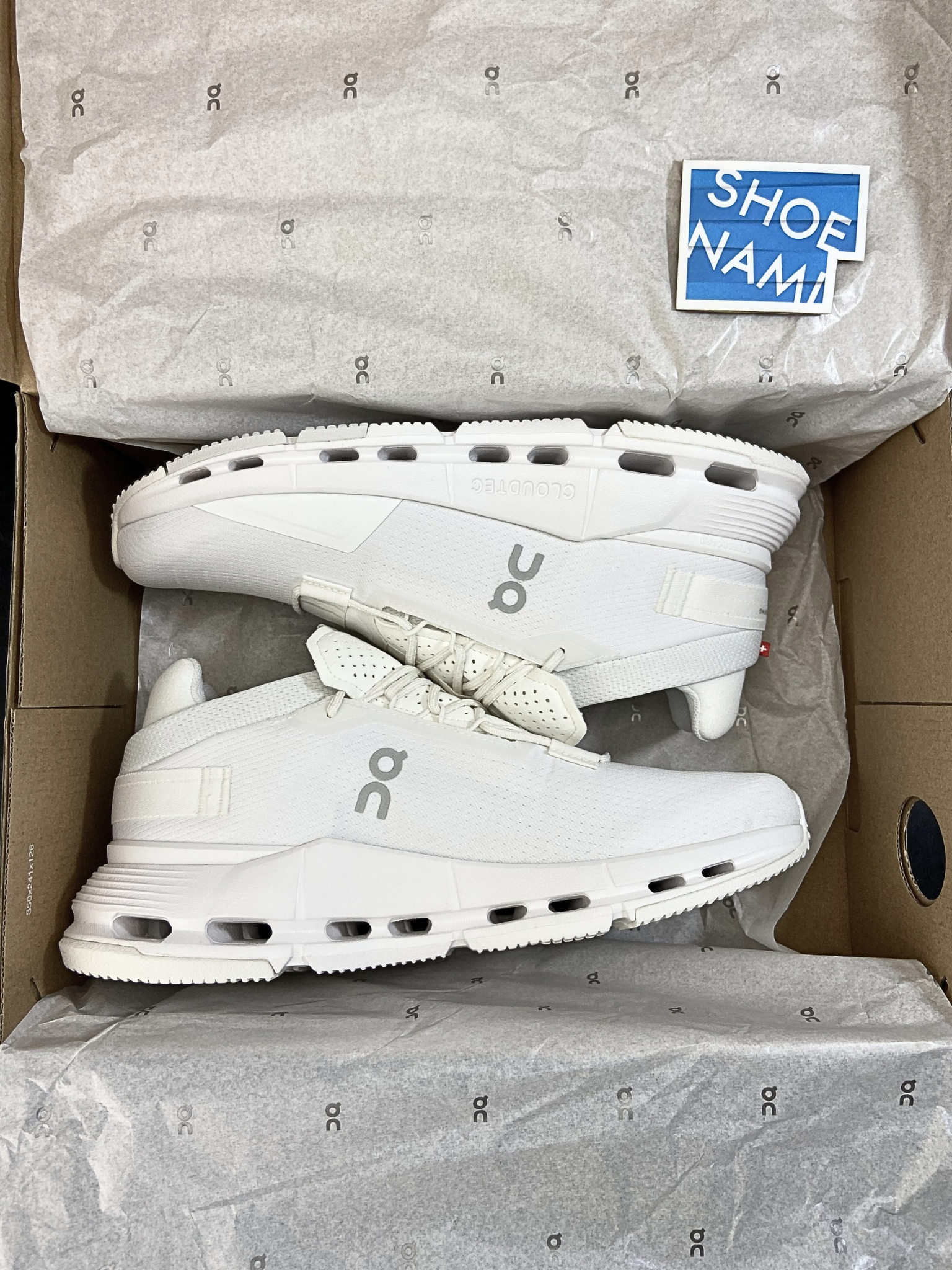 On Cloudnova 2 'All White'