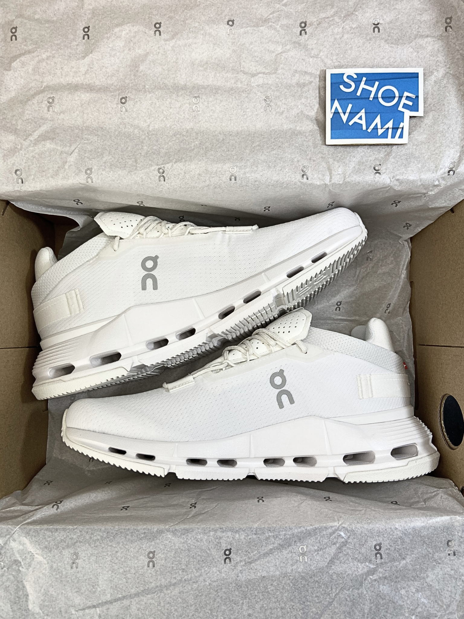 On Cloudnova 2 'All White'