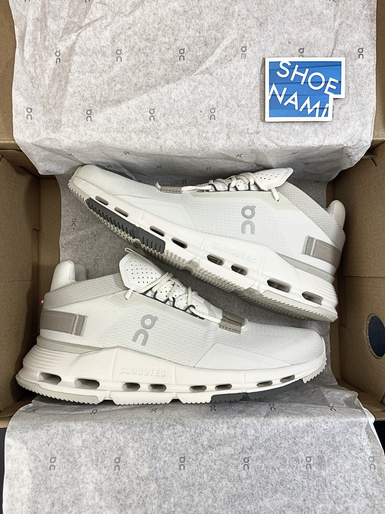 On Cloudnova 2 'Ice Sand'