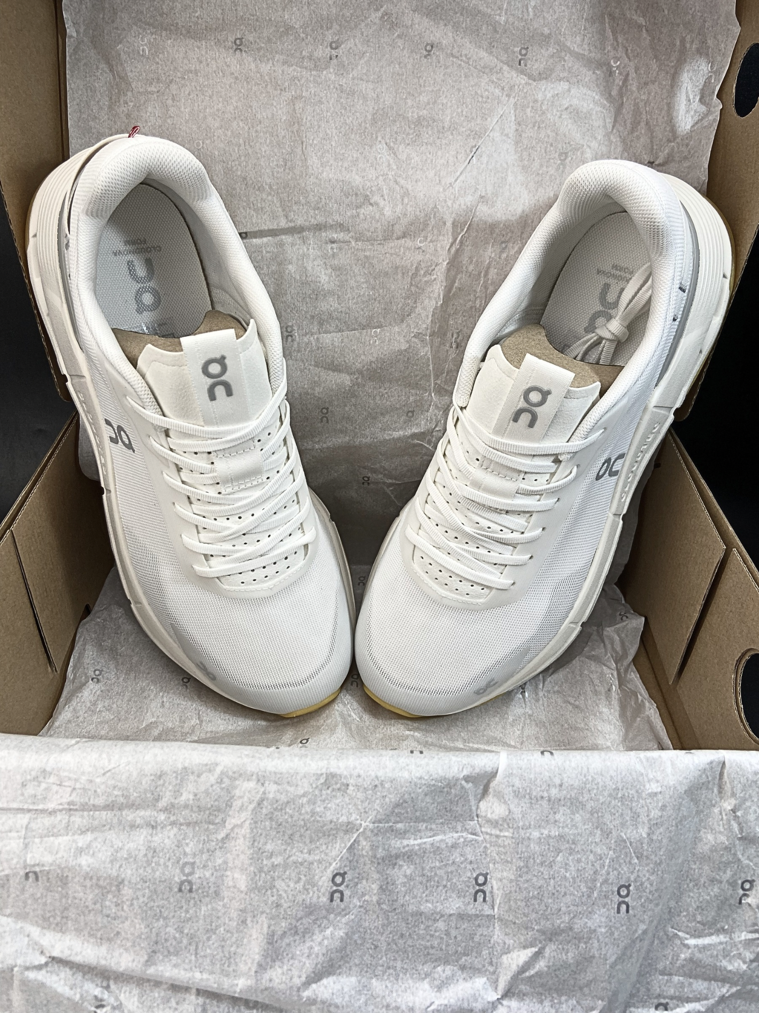 On Cloudnova Form 2 'White Ivory'