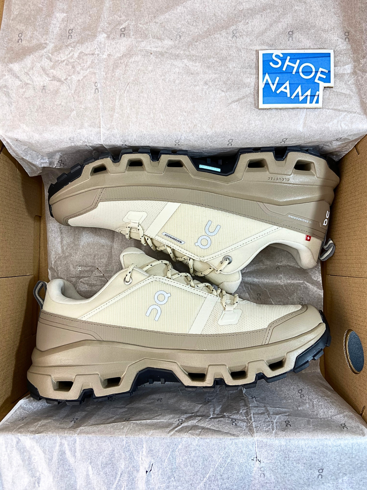 on-cloudrock-low-waterproof-grain-soba-mens-3MF10255320-04