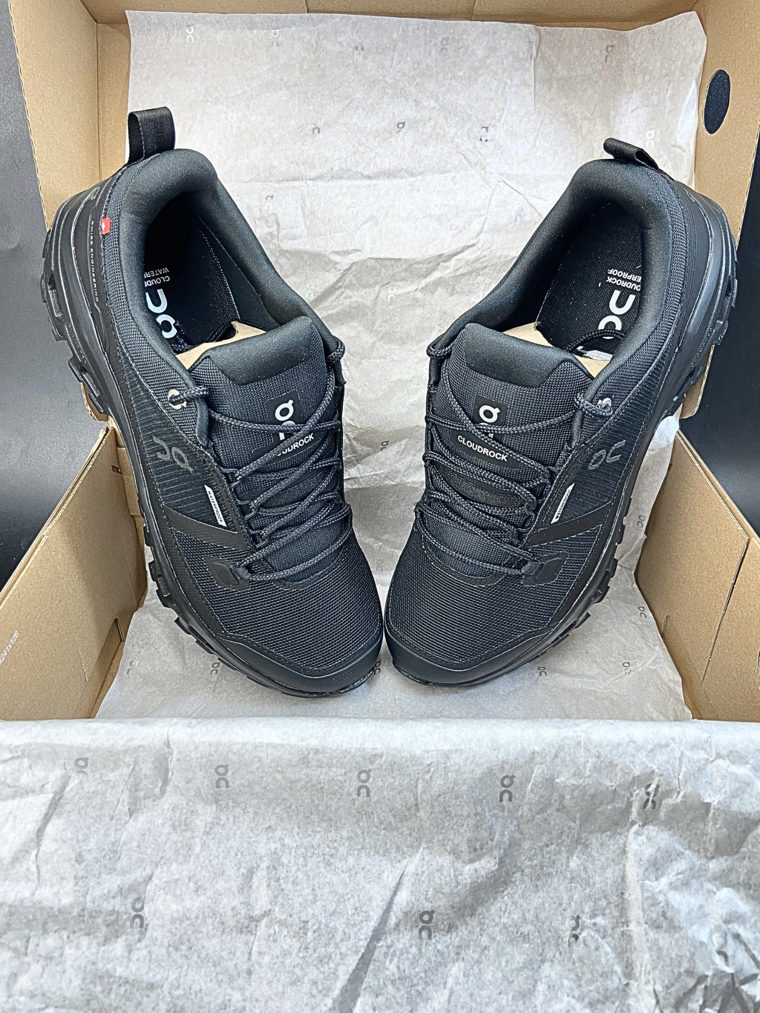 on-cloudrock-low-waterproof-triple-black-mens-3MF10251043-5