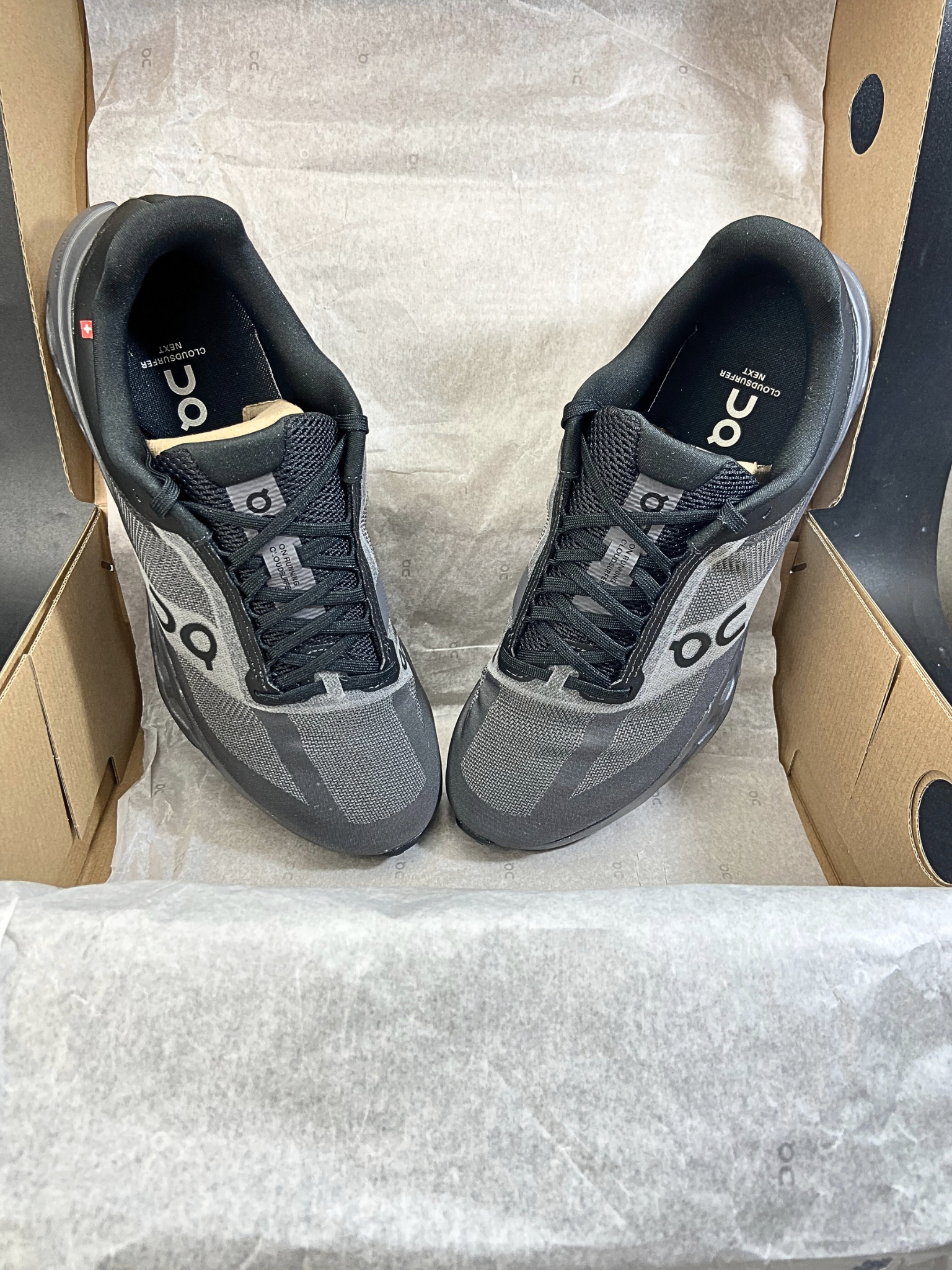 On Cloudsurfer Next 'Black Eclipse'