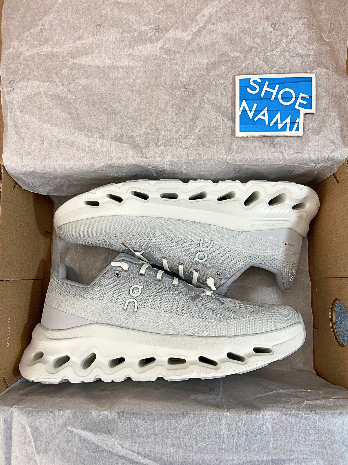 on-cloudtilt-alloy-silver-womens-3WE10053343-04