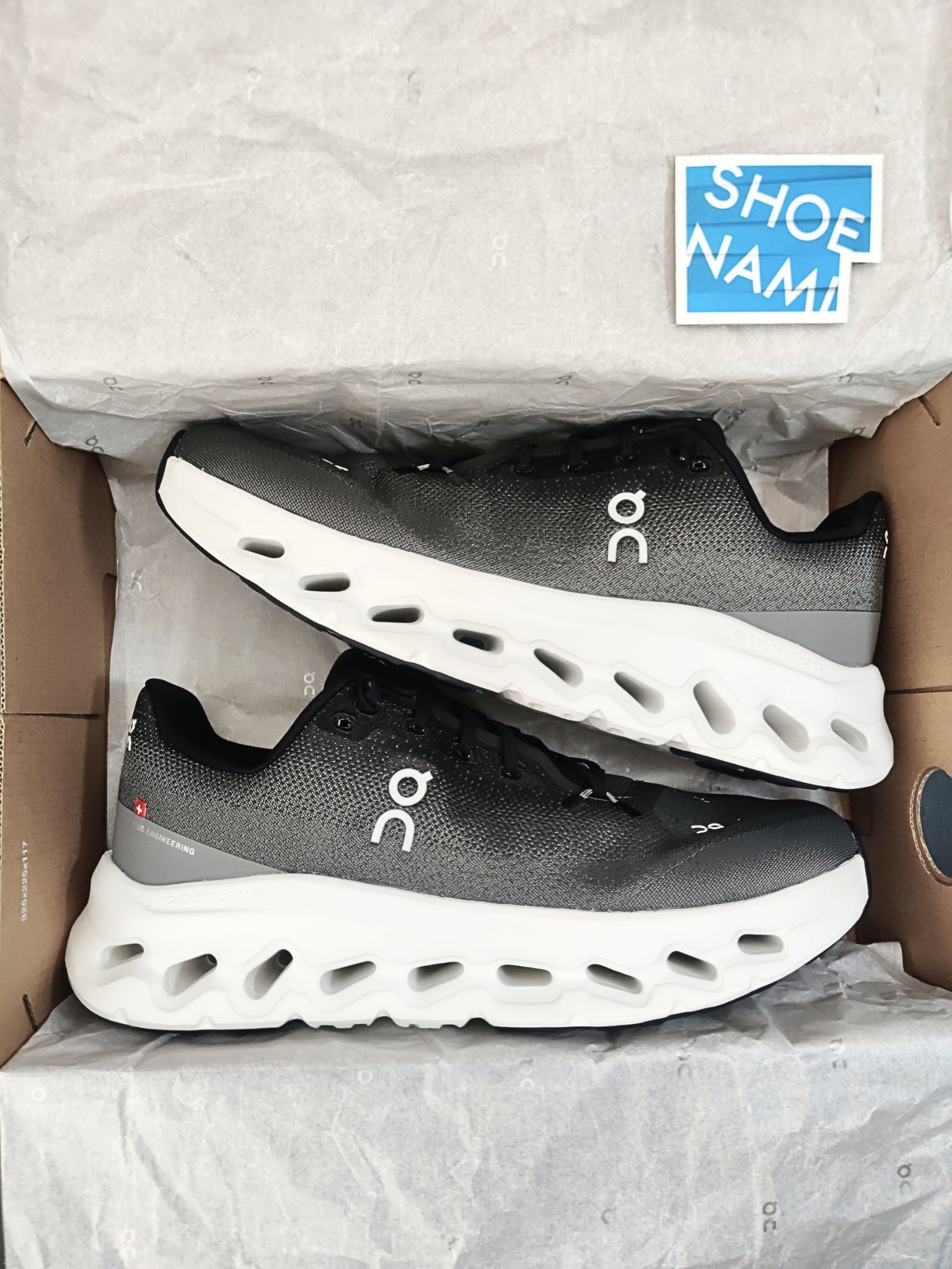 on-cloudtilt-black-asphalt-mens-3ME10100397-4