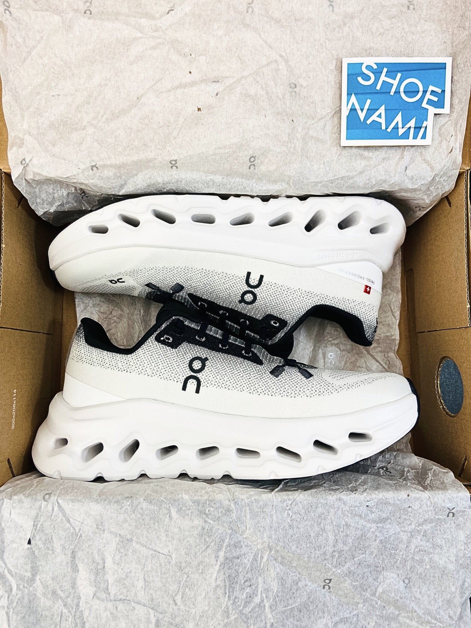 on-cloudtilt-black-ivory-womens-3WE10051430-011