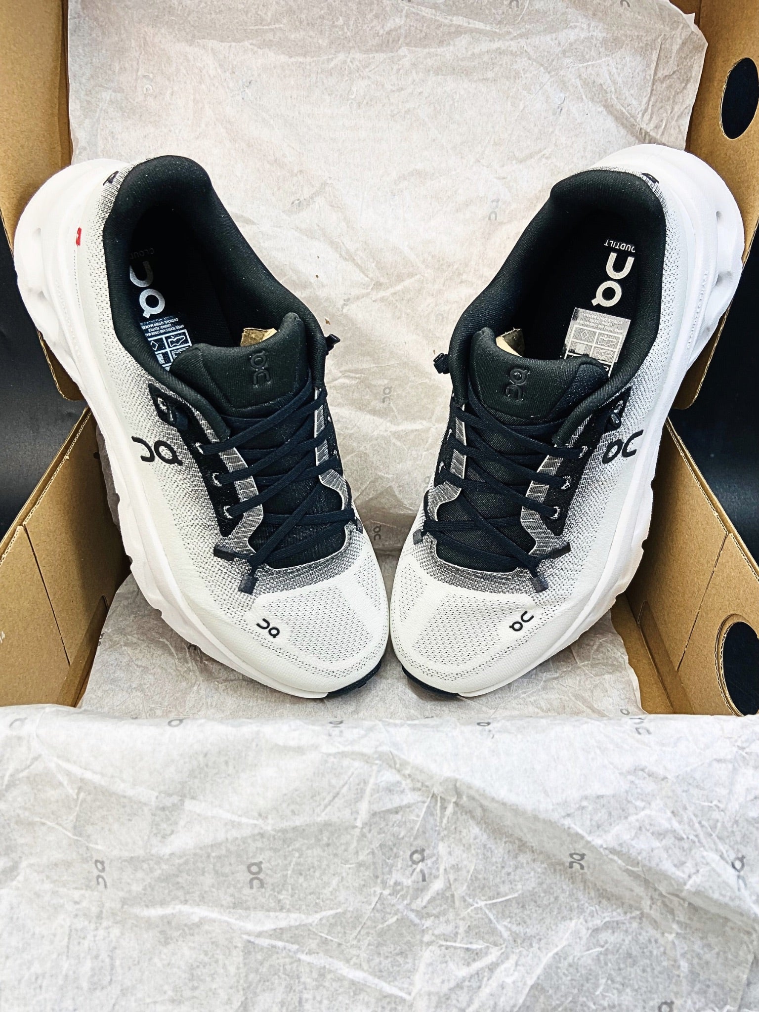 on-cloudtilt-black-ivory-womens-3WE10051430-012