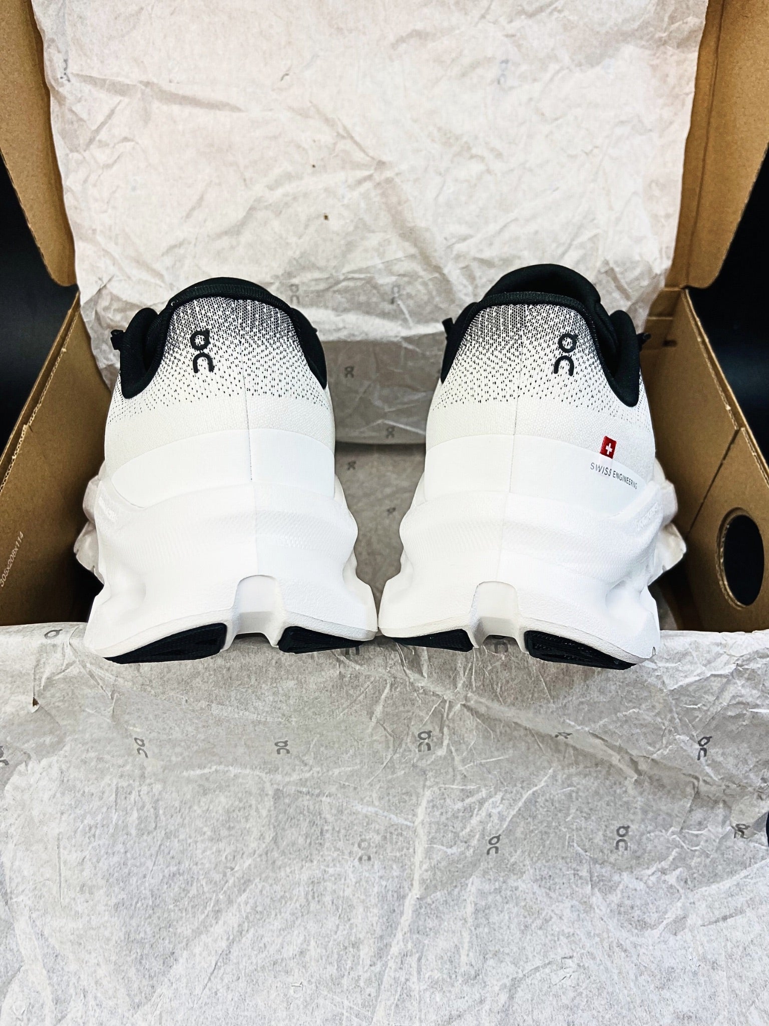 on-cloudtilt-black-ivory-womens-3WE10051430-013