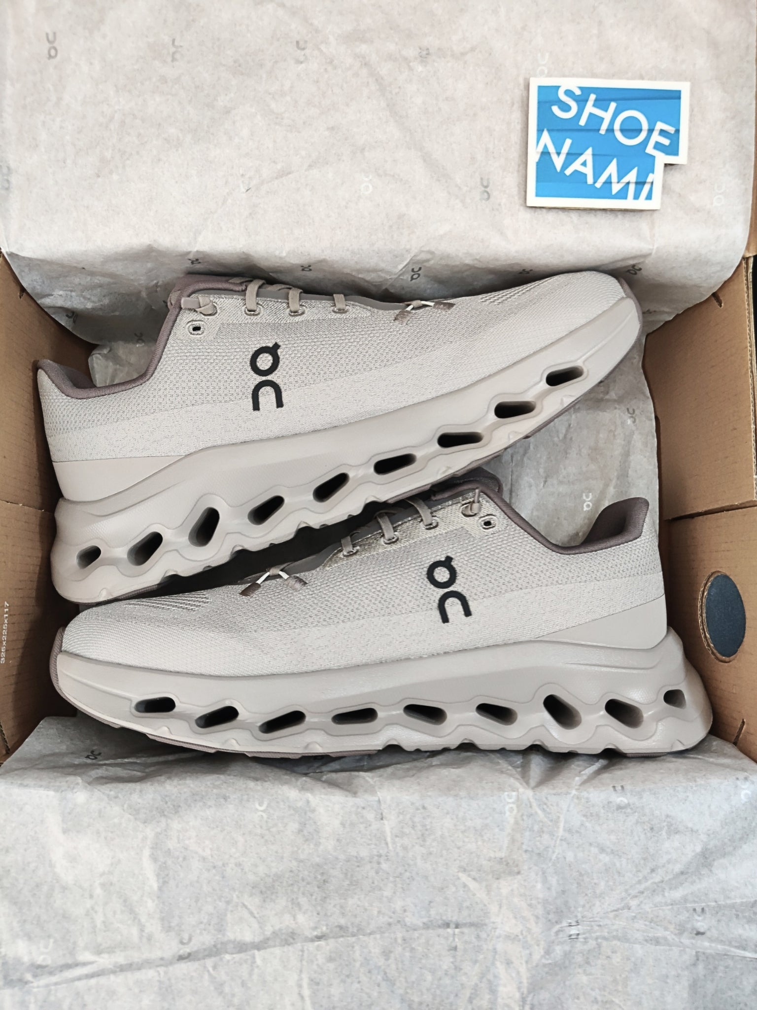 on-cloudtilt-cinder-ash-mens-3ME10101910-4