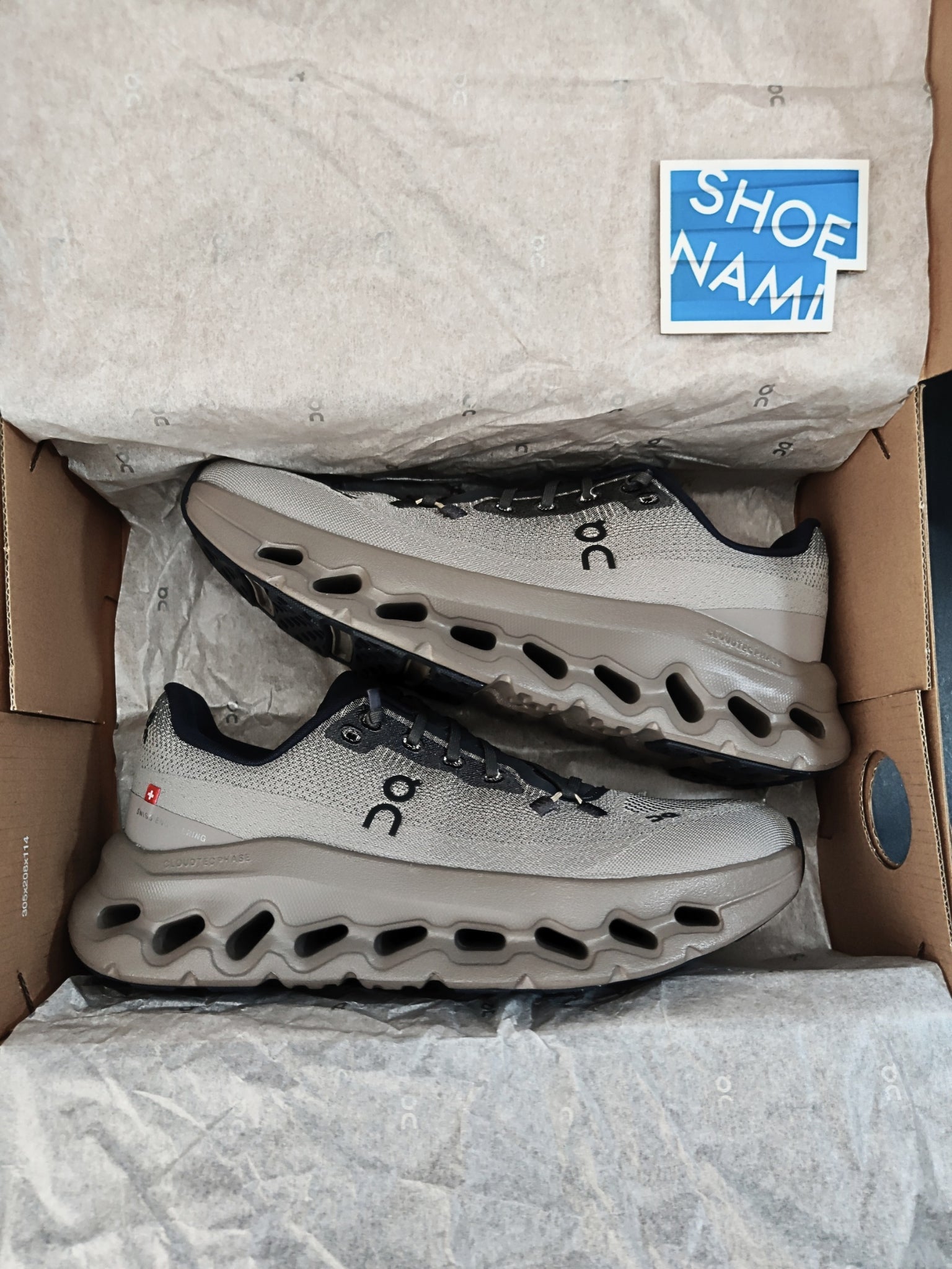 on-cloudtilt-eclipse-cinder-womens-3WE10053609-2