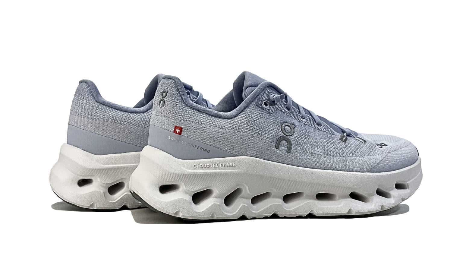 On Cloudtilt 'Marsh Heather' (W)