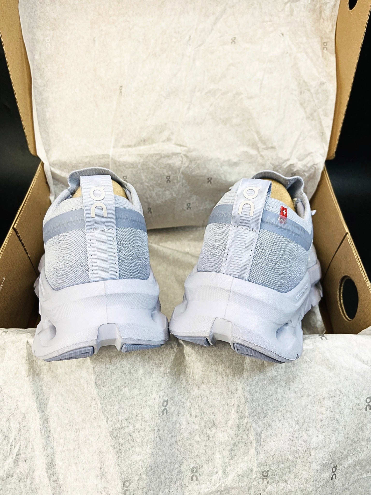 on-cloudtilt-moon-nimbus-mens-3MF30673776-6