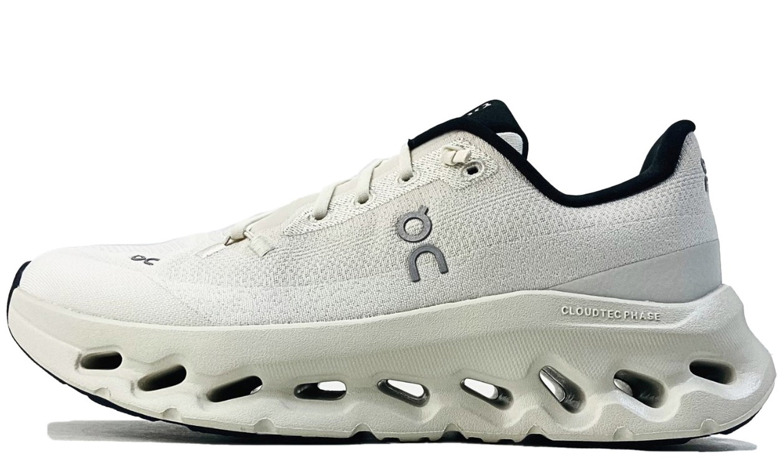 On Cloudtilt 'Pearl Ice'